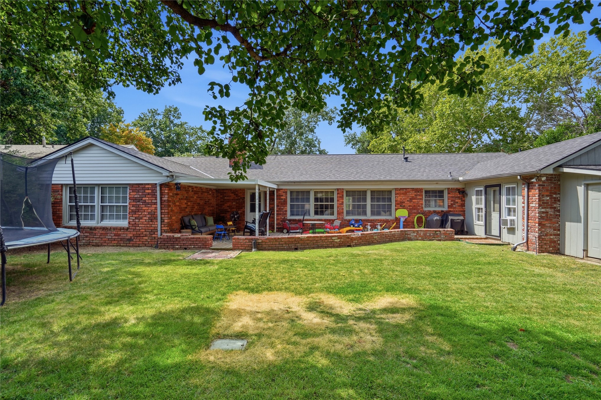 4167 E 47th Place Property Photo 39