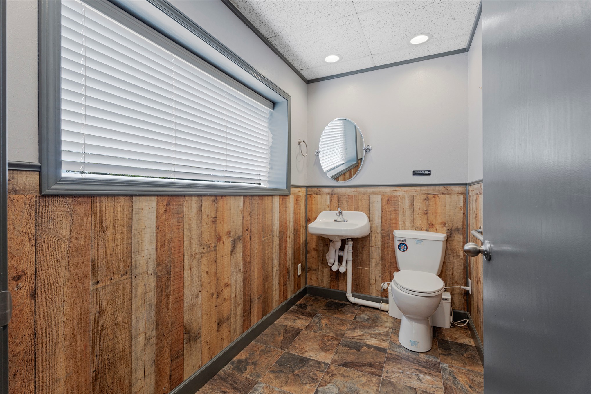 819 N Wilson Street Property Photo 10