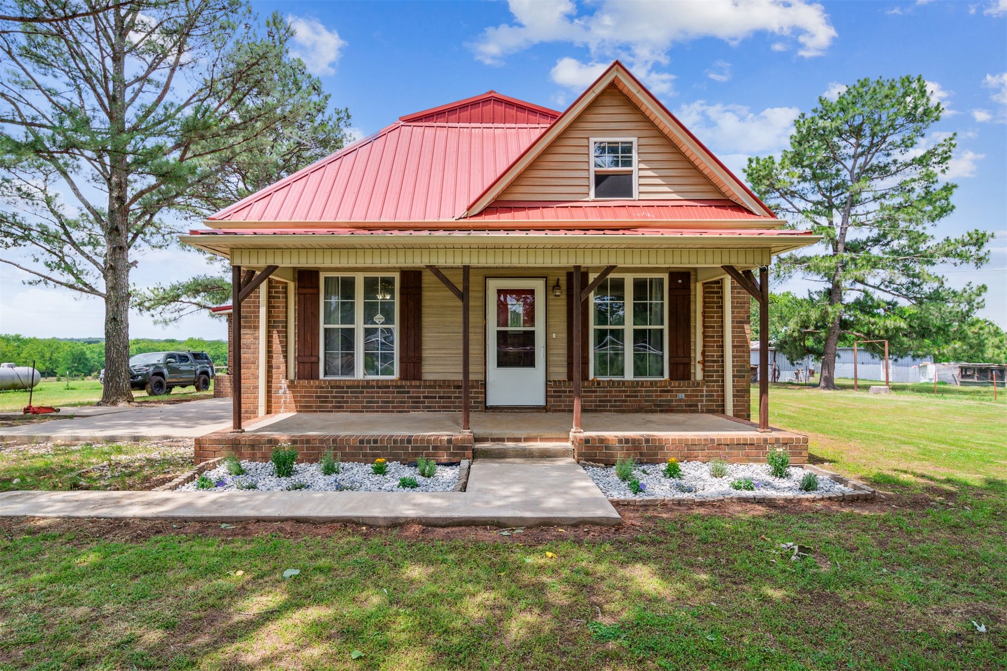 11029 Ns 367 Road Property Photo 1