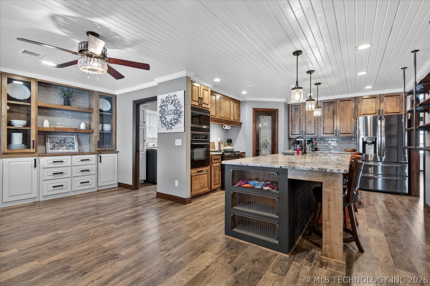 650 Ne Bison Road Property Photo 11