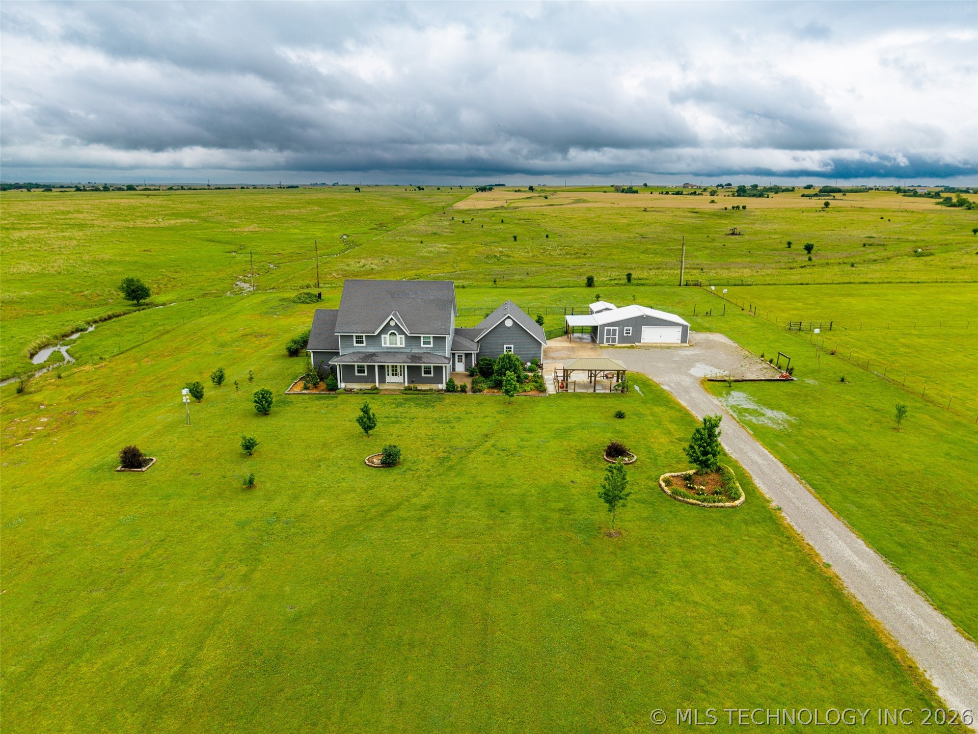650 Ne Bison Road Property Photo 59