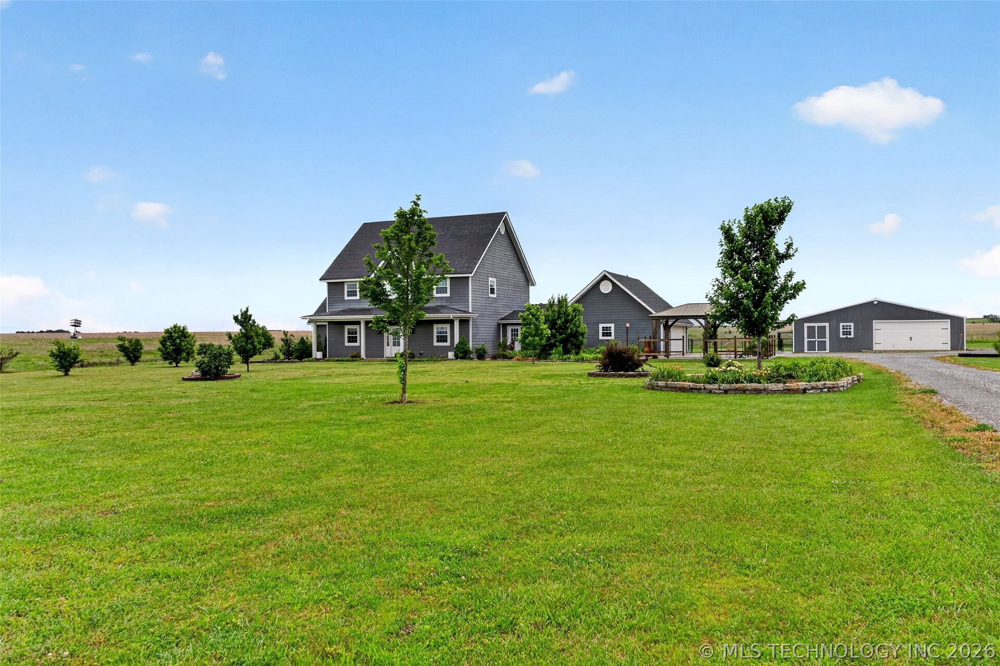 650 Ne Bison Road Property Photo 65