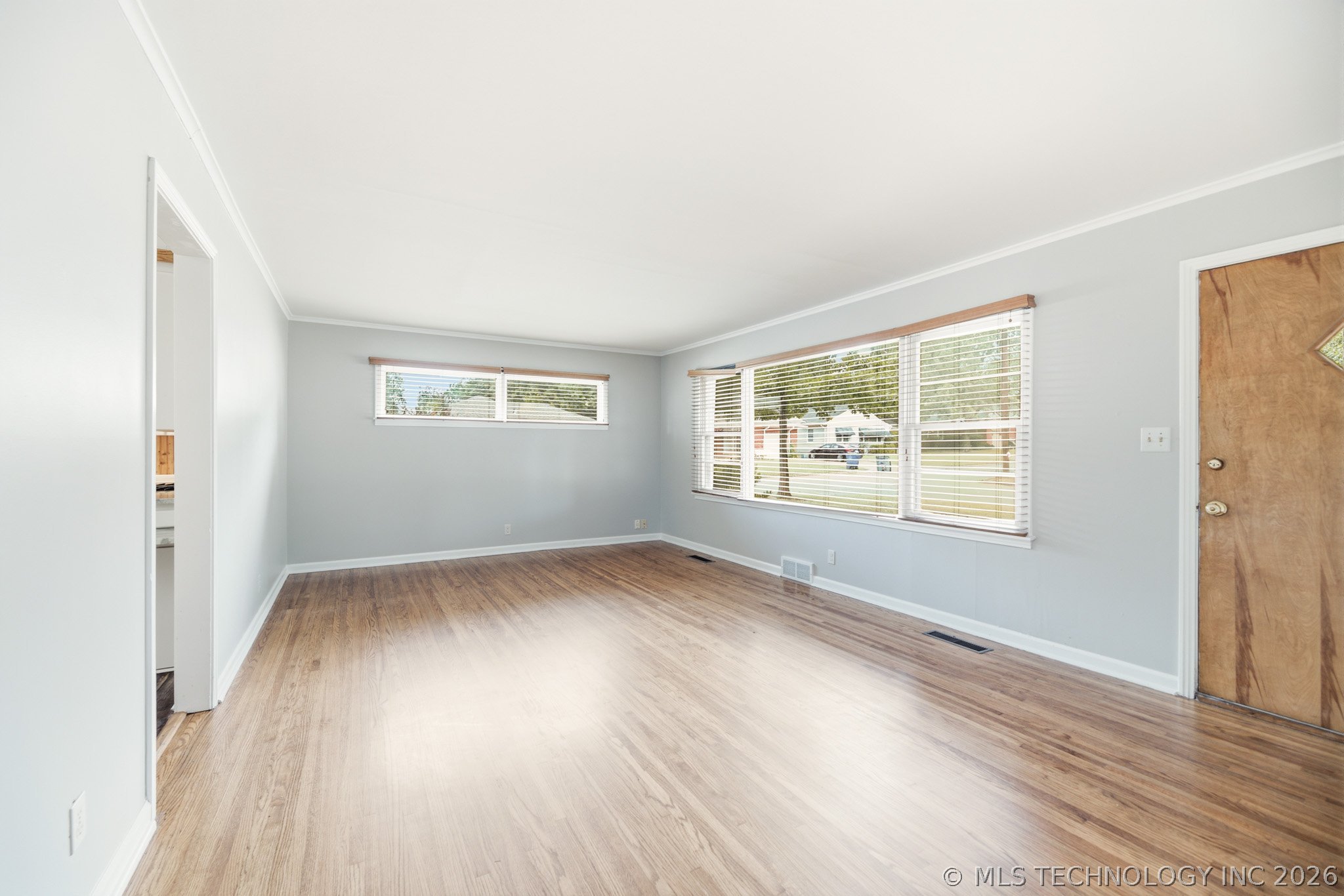 4504 E 25th Place Property Photo 6
