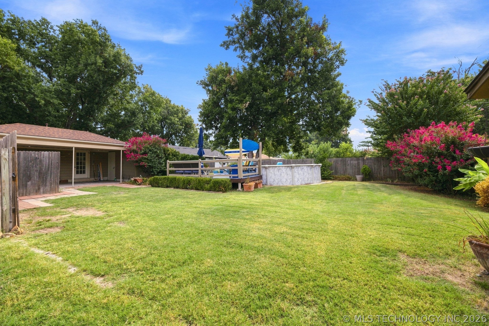 4504 E 25th Place Property Photo 31