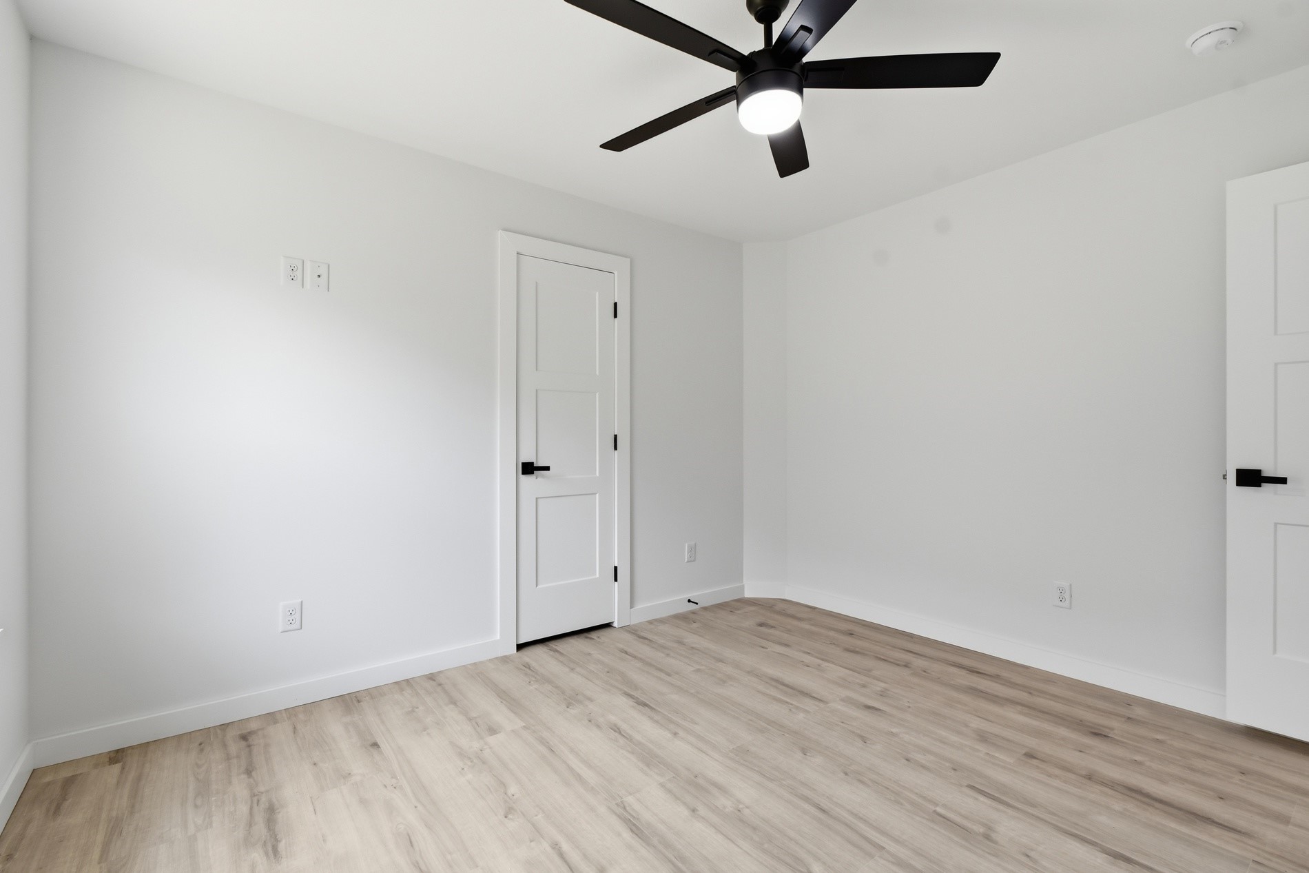 4001 Rolling Oaks Drive Property Photo 30