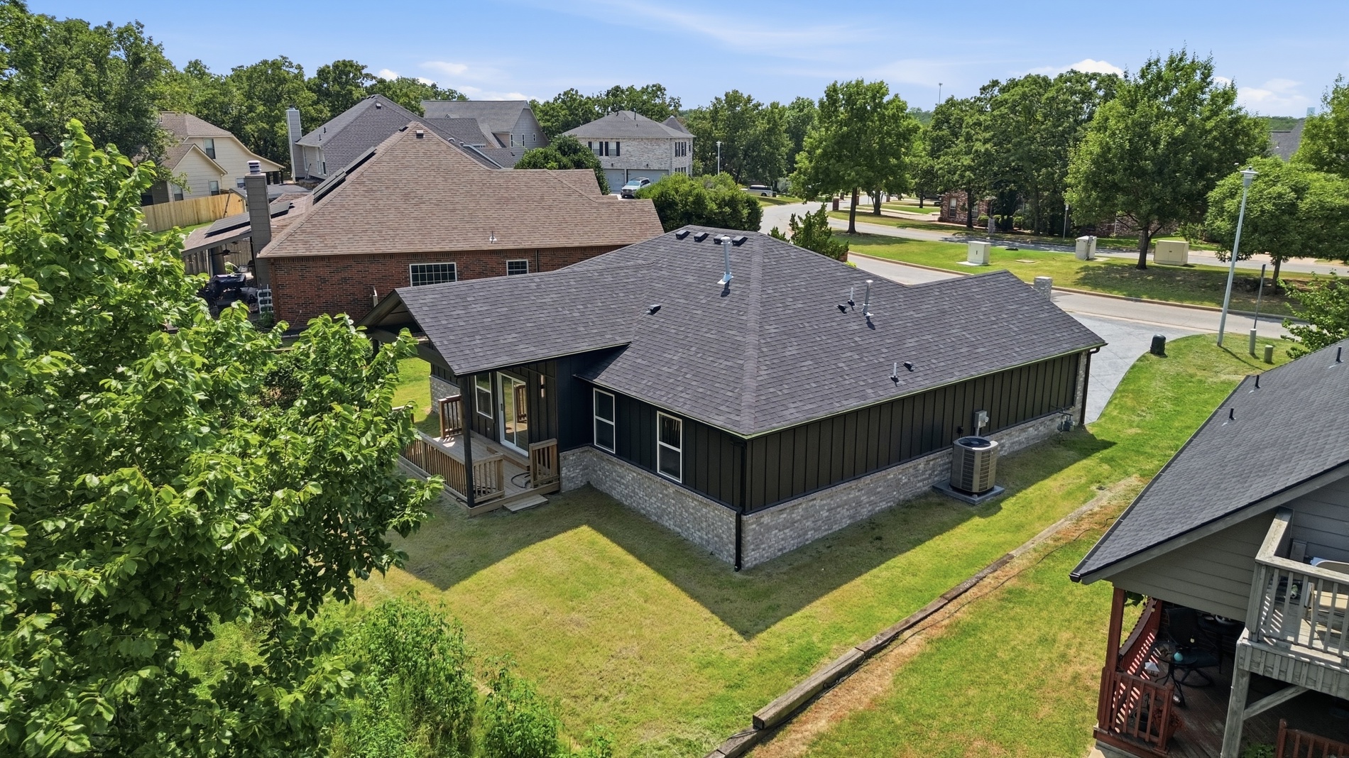 4001 Rolling Oaks Drive Property Photo 39