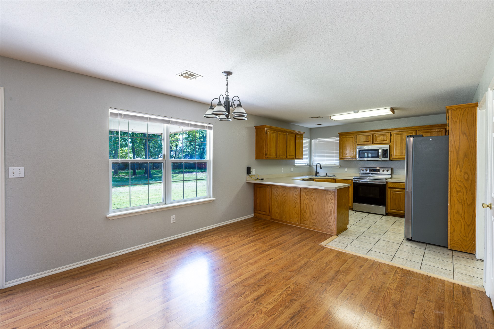 8202 E Lindy Lane Property Photo 10