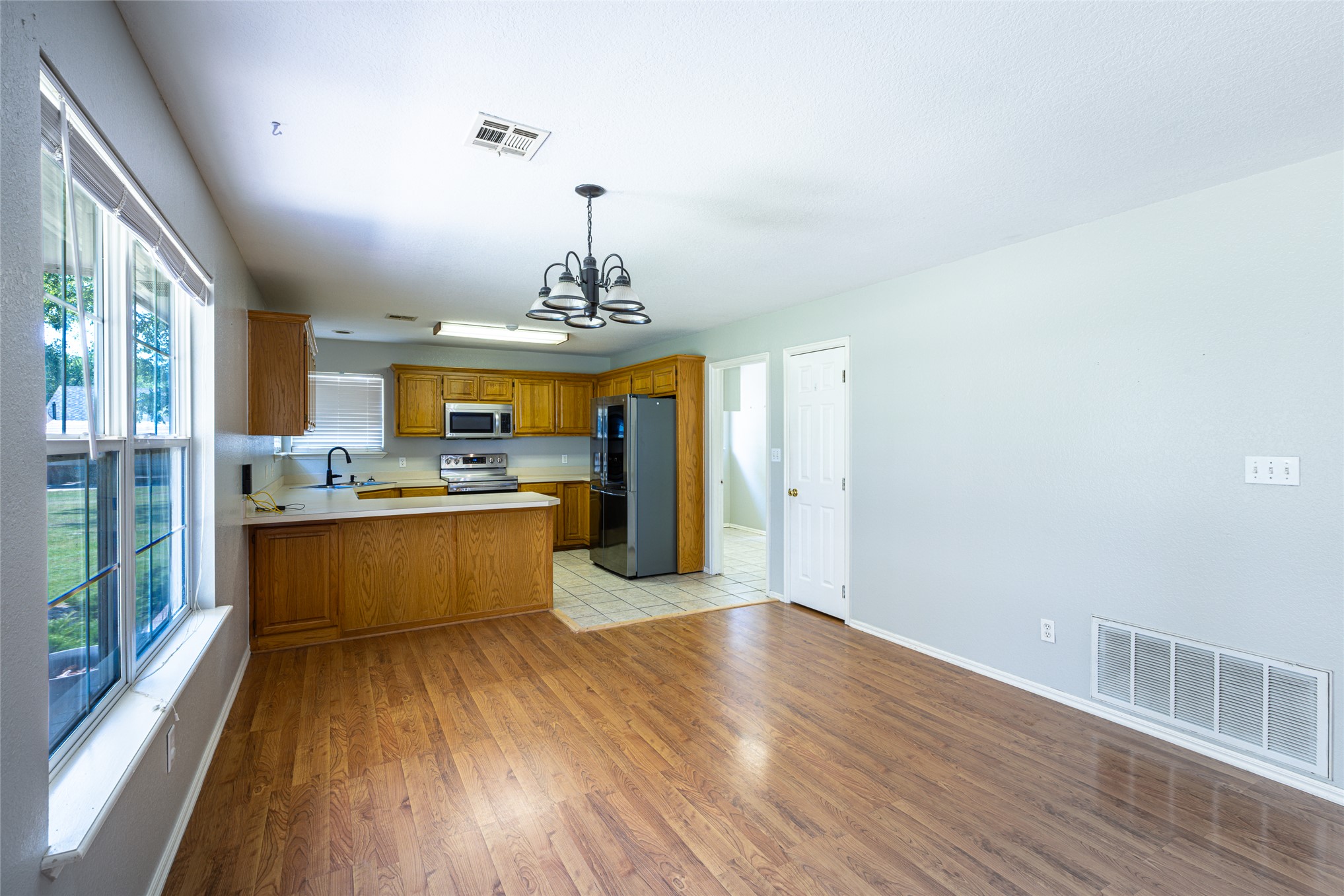 8202 E Lindy Lane Property Photo 11
