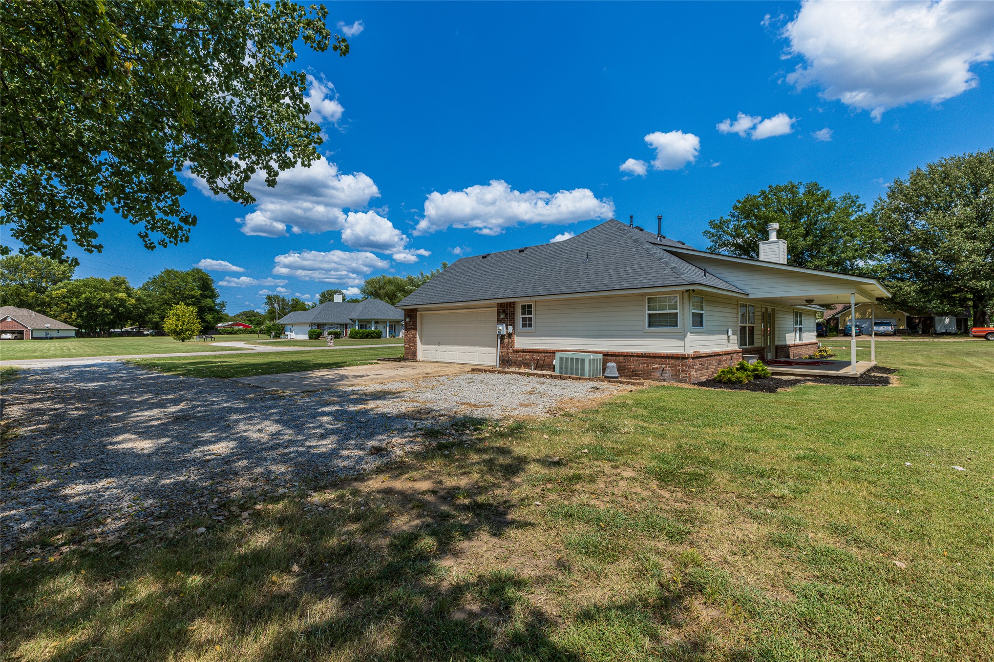 8202 E Lindy Lane Property Photo 25
