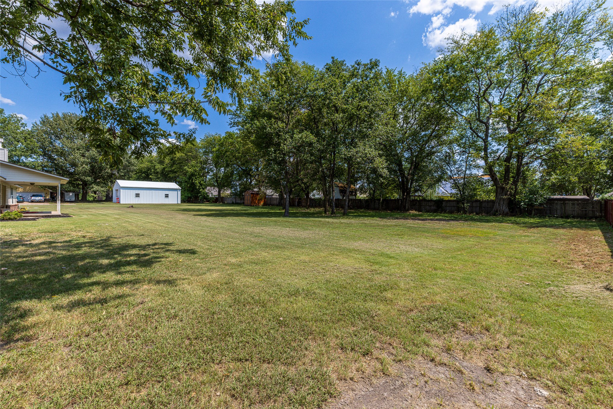 8202 E Lindy Lane Property Photo 26