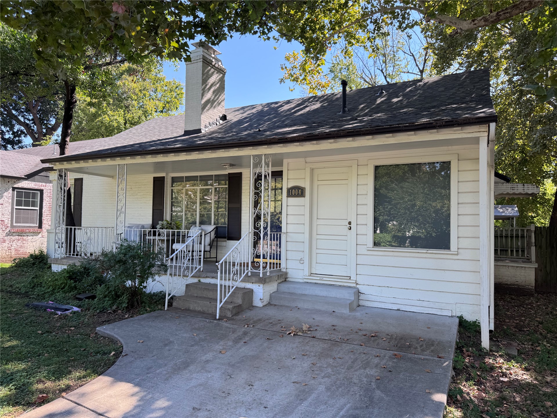 1004 E 36th Street Property Photo 1