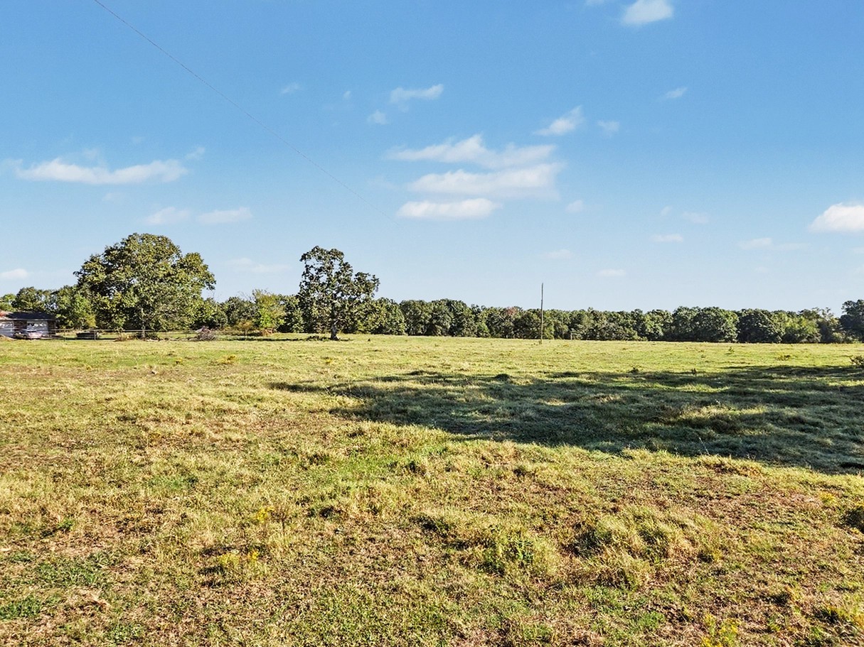 26485 Hwy 82 Property Photo 9