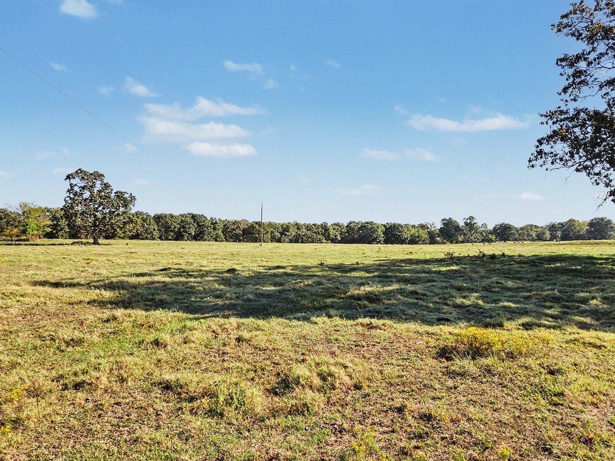 26485 Hwy 82 Property Photo 10
