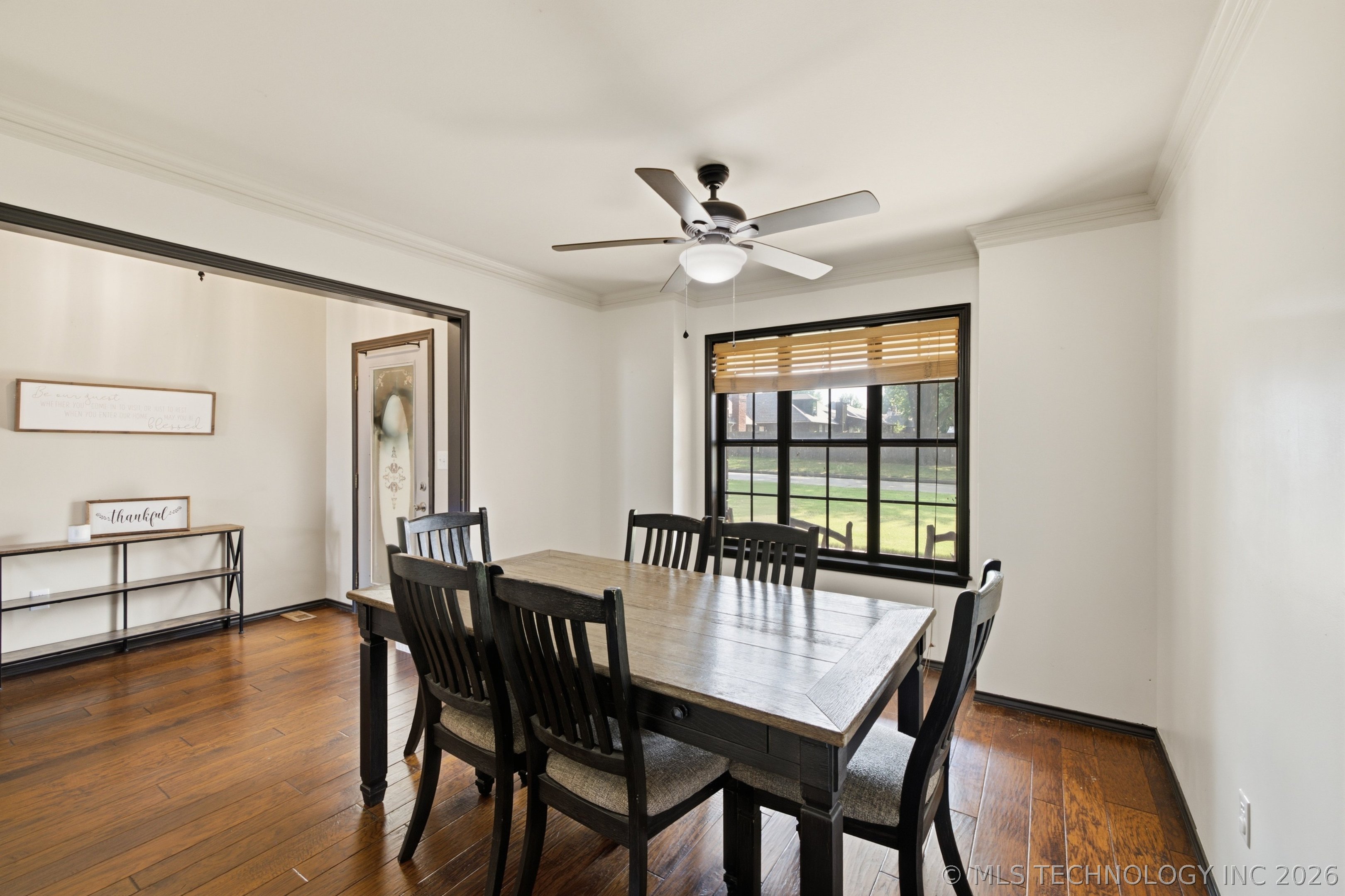 208 Heritage Court Property Photo 6