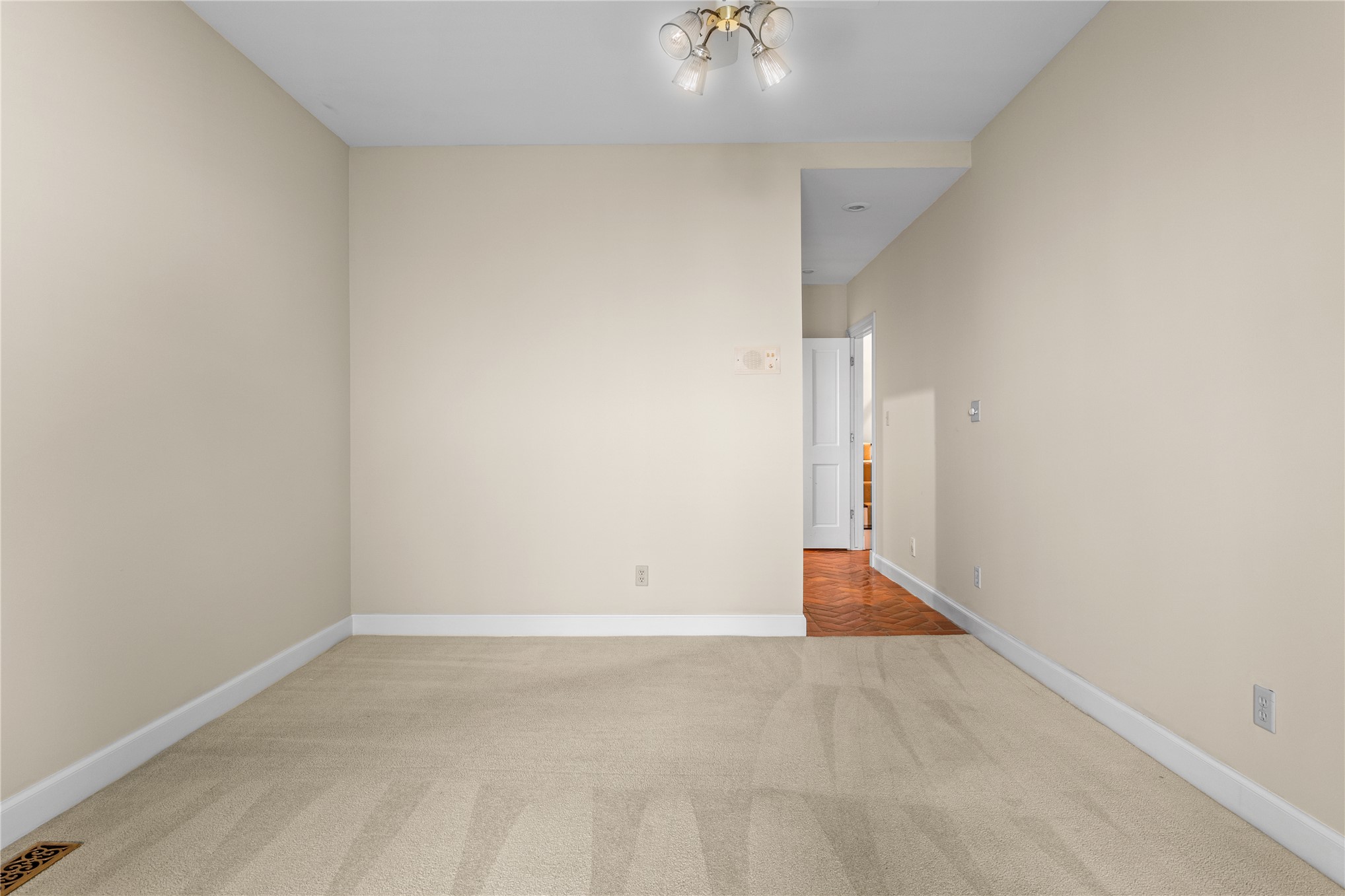 4807 S Yorktown Court Property Photo 55