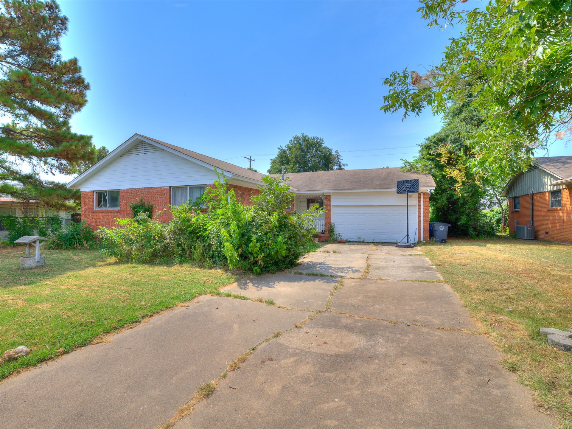 6644 E 26th Place Property Photo 3