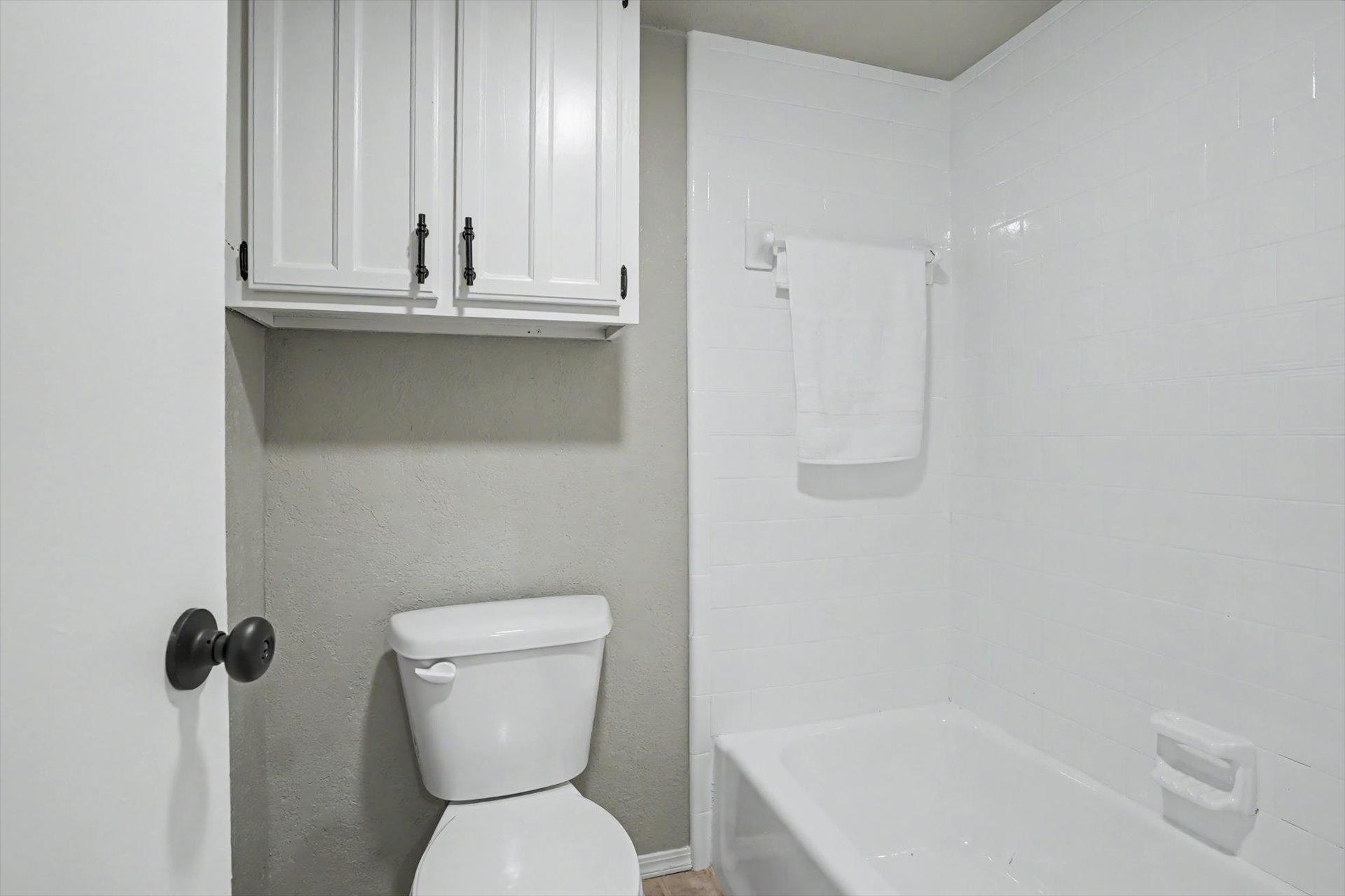 3028 W 69th Street Property Photo 17