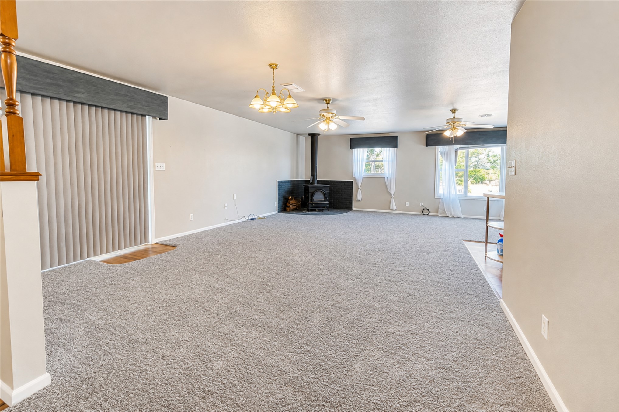 225 Ruth Street Property Photo 2
