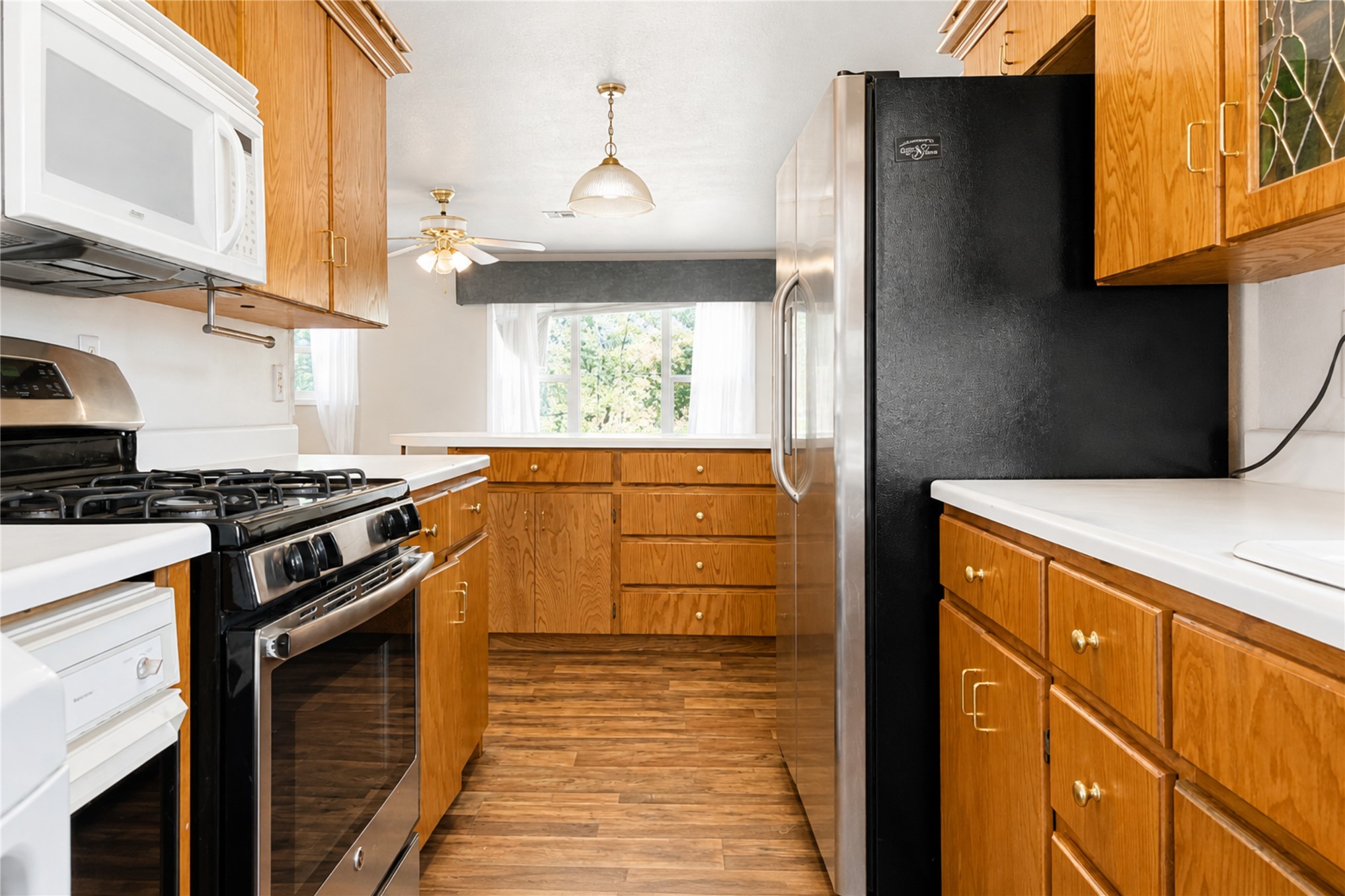 225 Ruth Street Property Photo 6