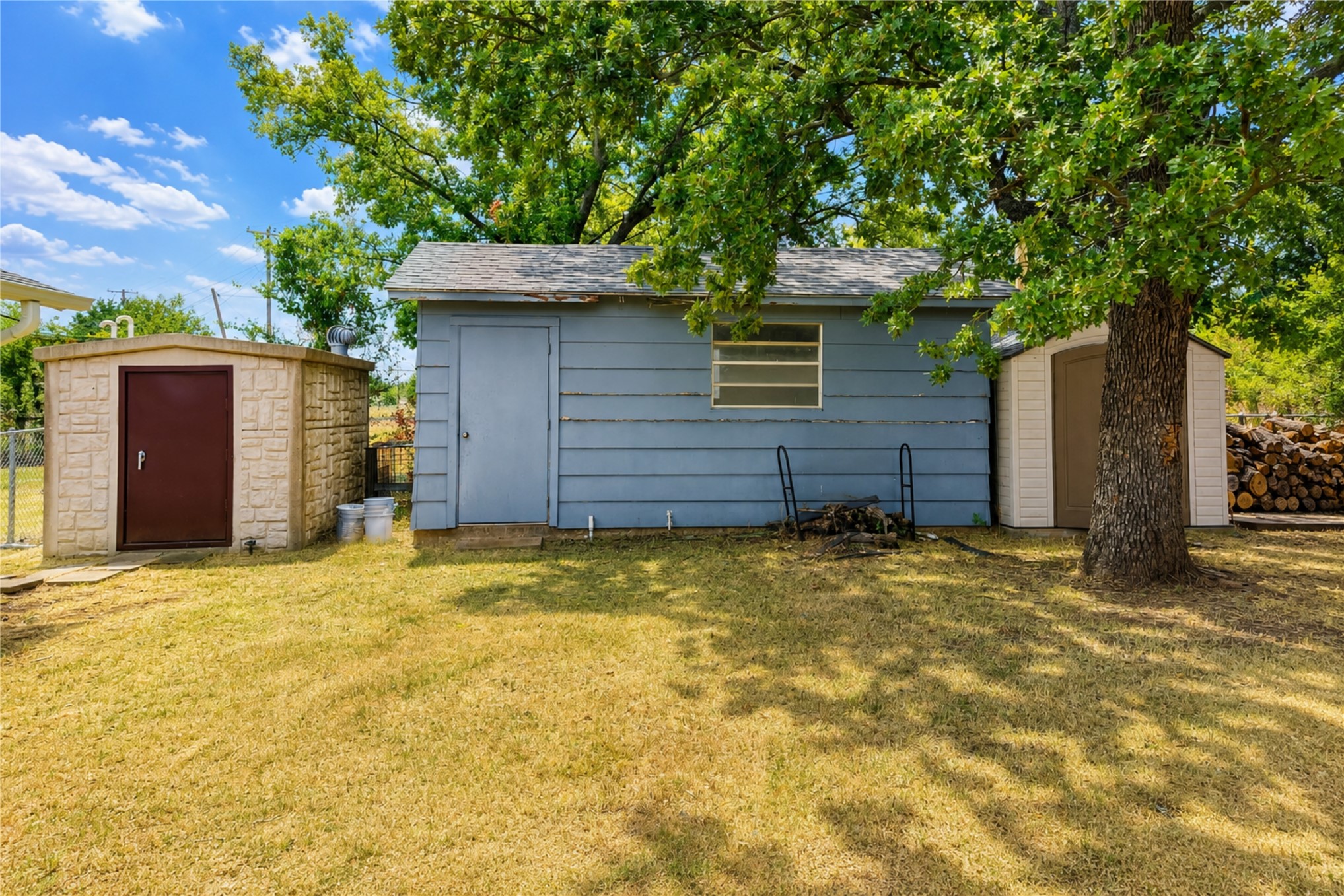 225 Ruth Street Property Photo 13