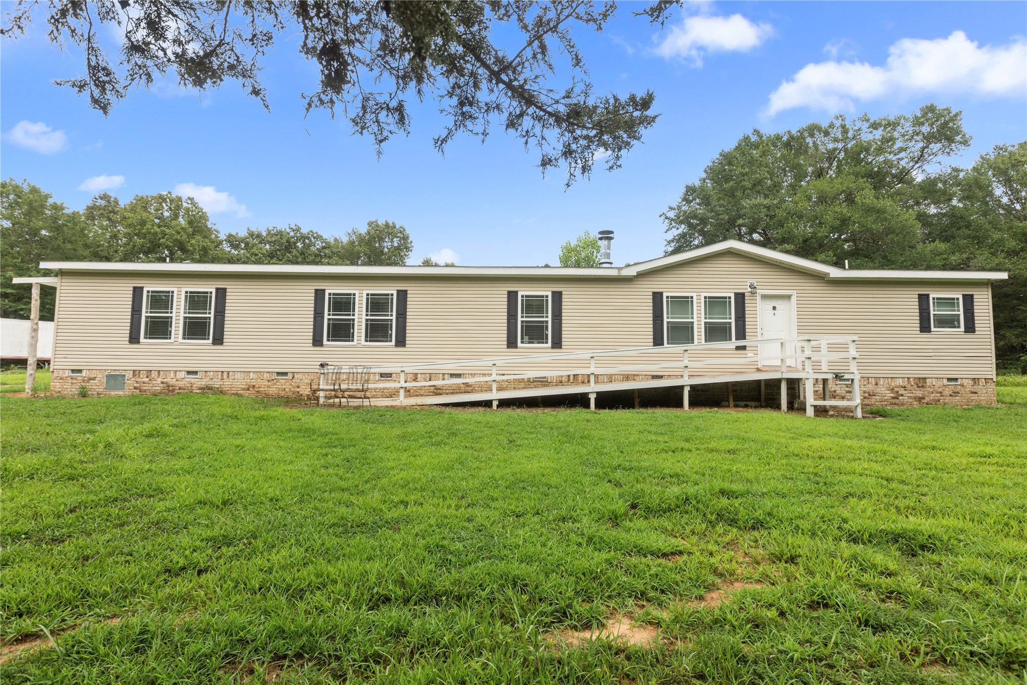 1800 2110 Road Property Photo 1