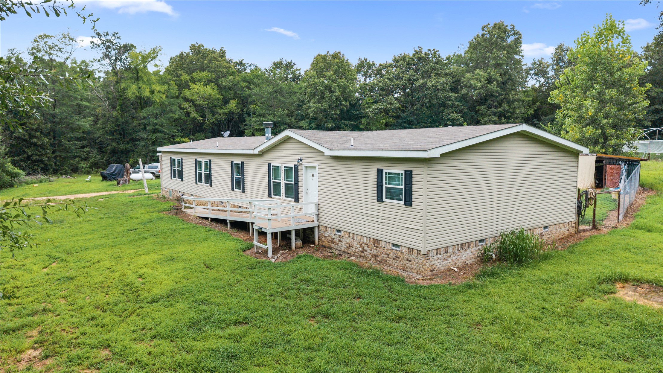 1800 2110 Road Property Photo 29