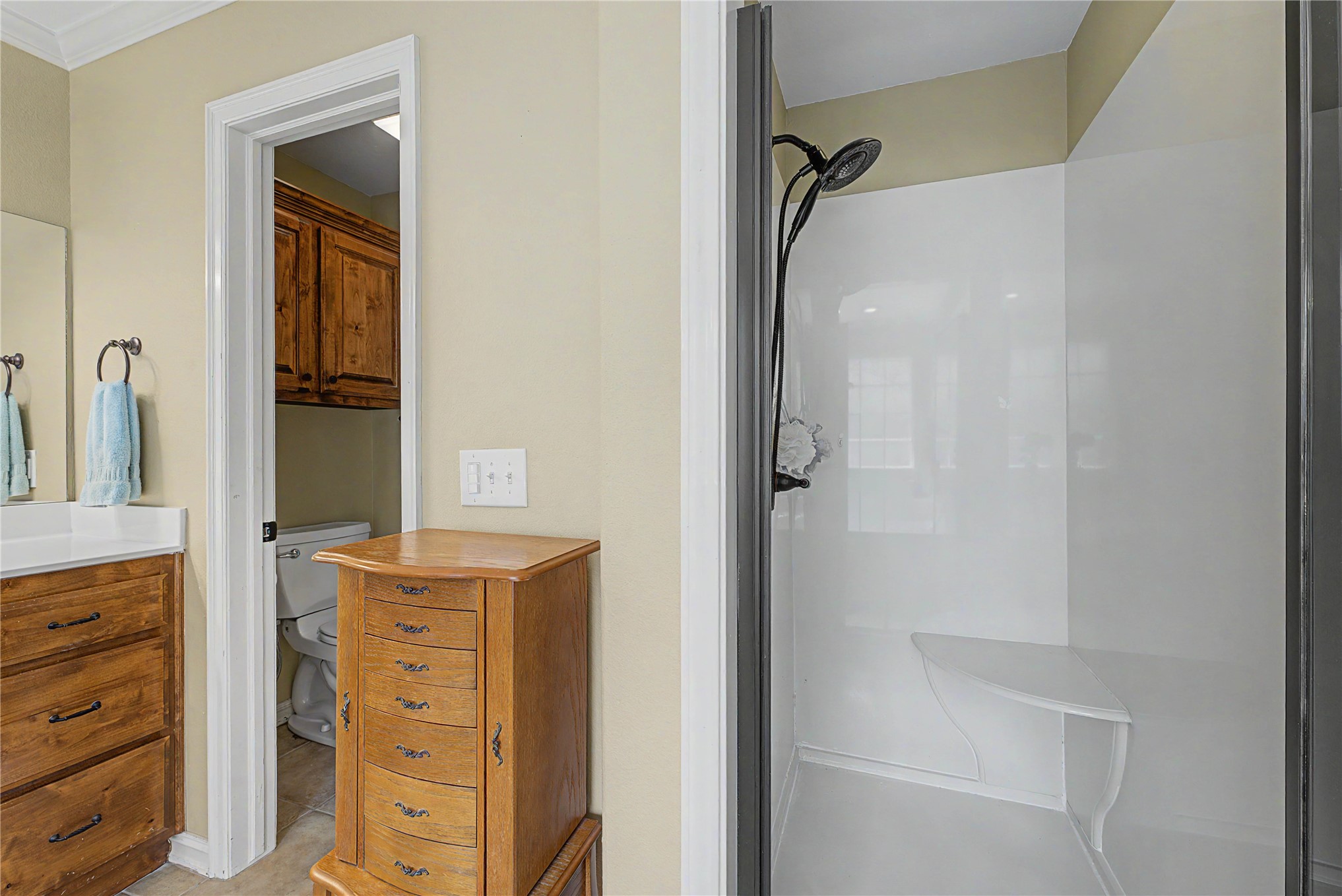729 W 38th Street Property Photo 33