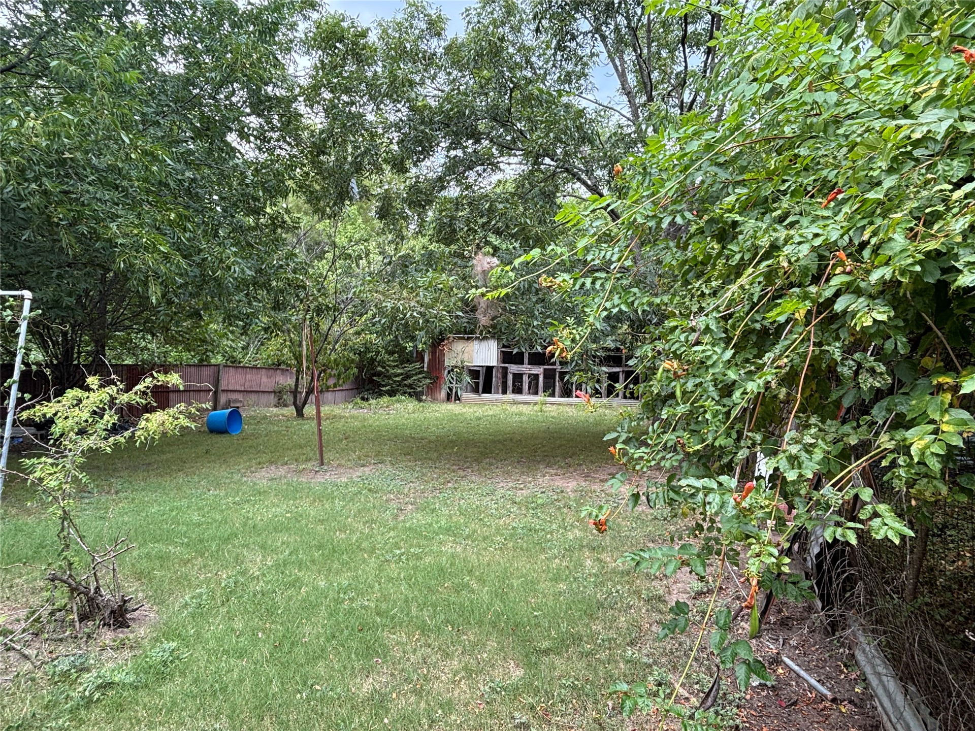 106 Russell Road Property Photo 2