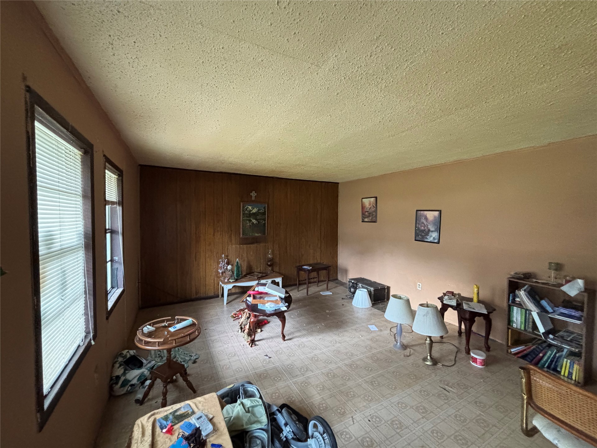 106 Russell Road Property Photo 7
