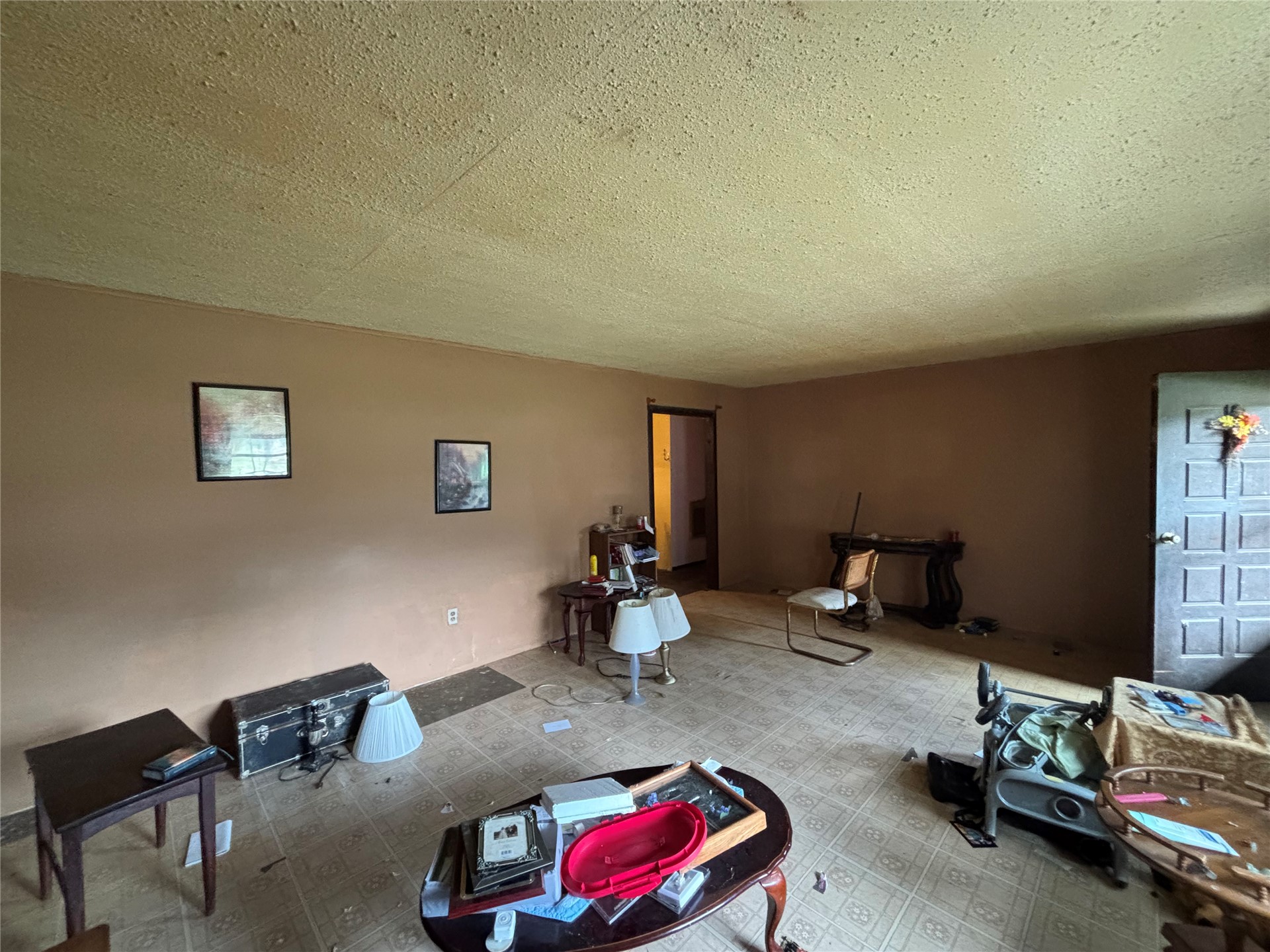 106 Russell Road Property Photo 8