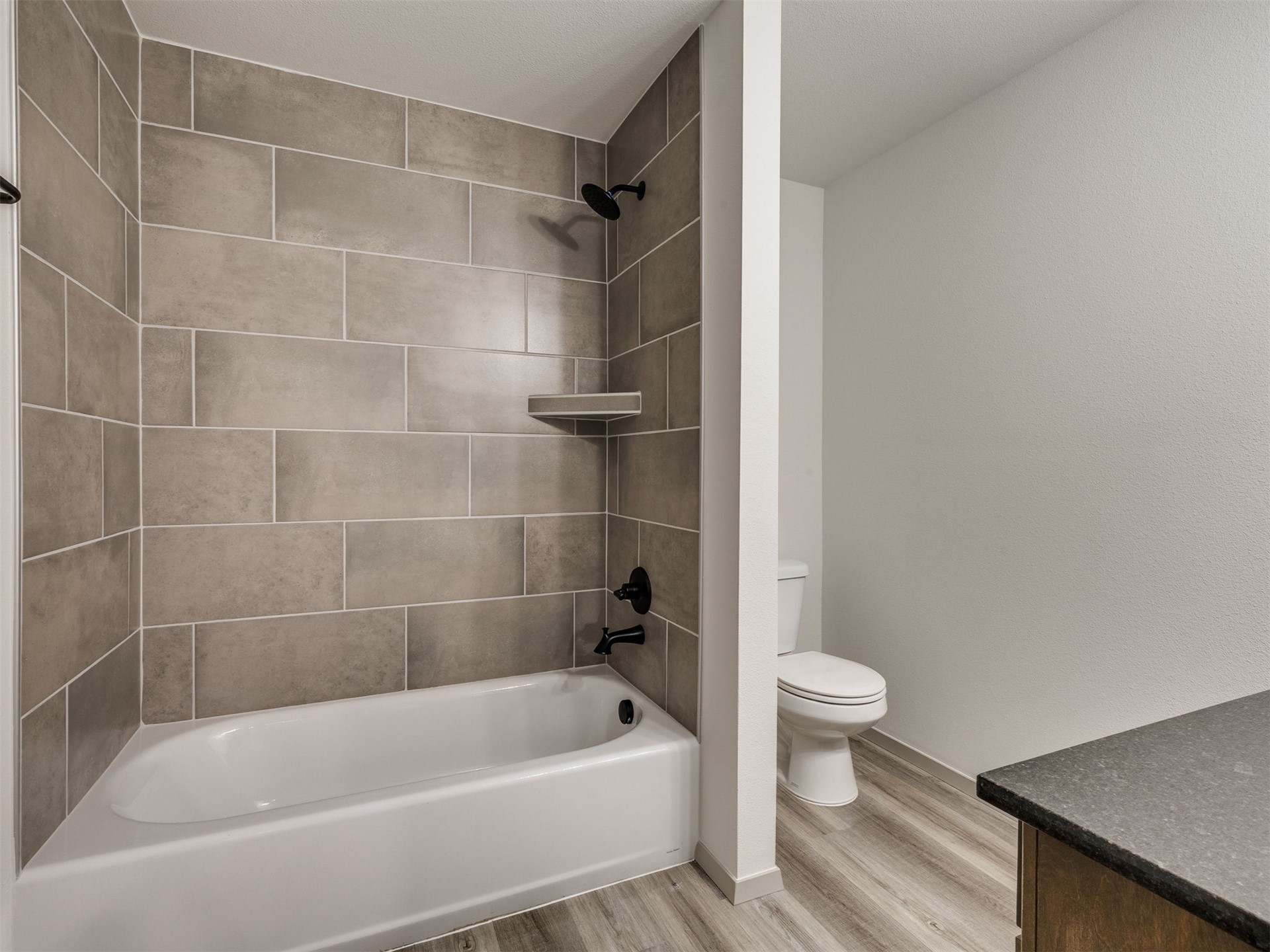 14757 S College Place Property Photo 11