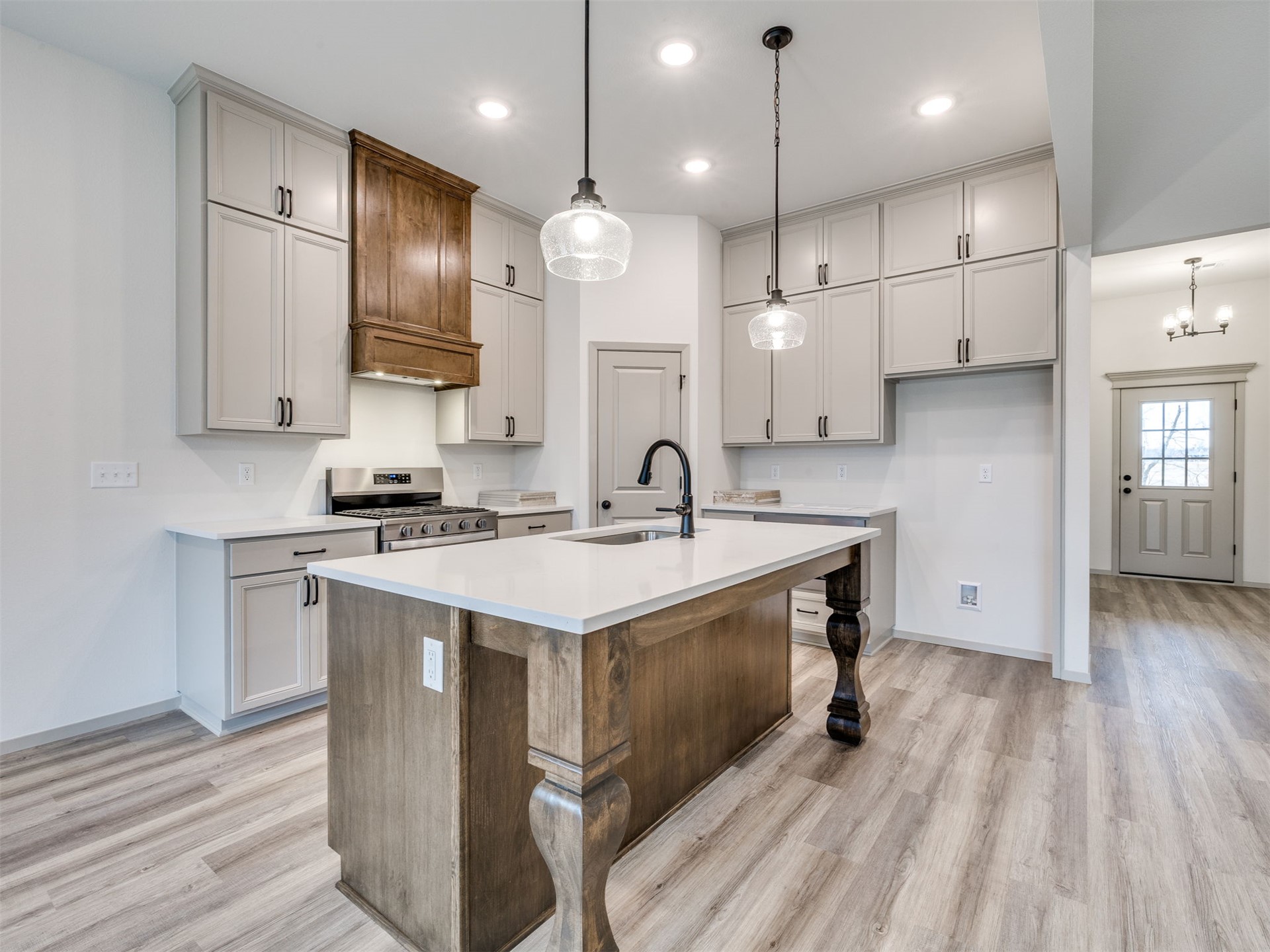 14757 S College Place Property Photo 15