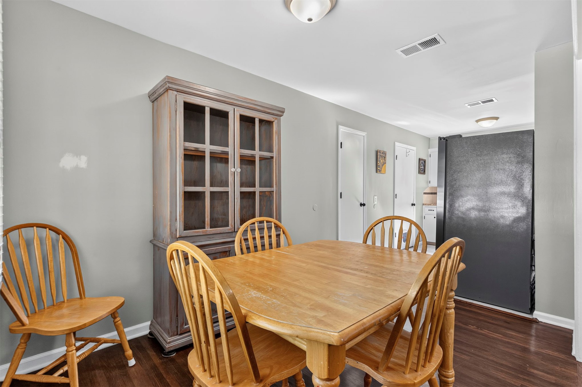 3407 S Walnut Creek Drive Property Photo 8
