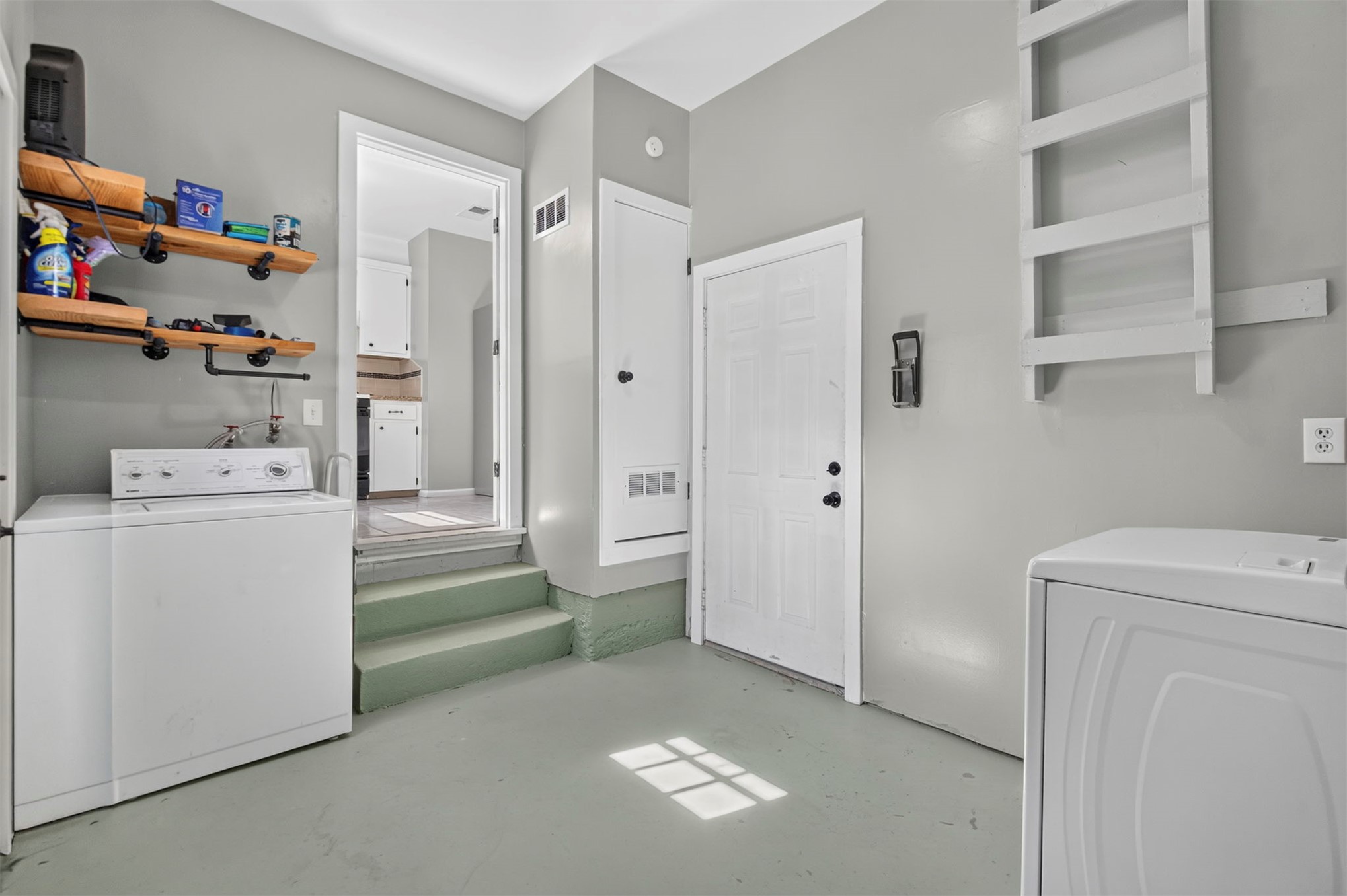 3407 S Walnut Creek Drive Property Photo 19