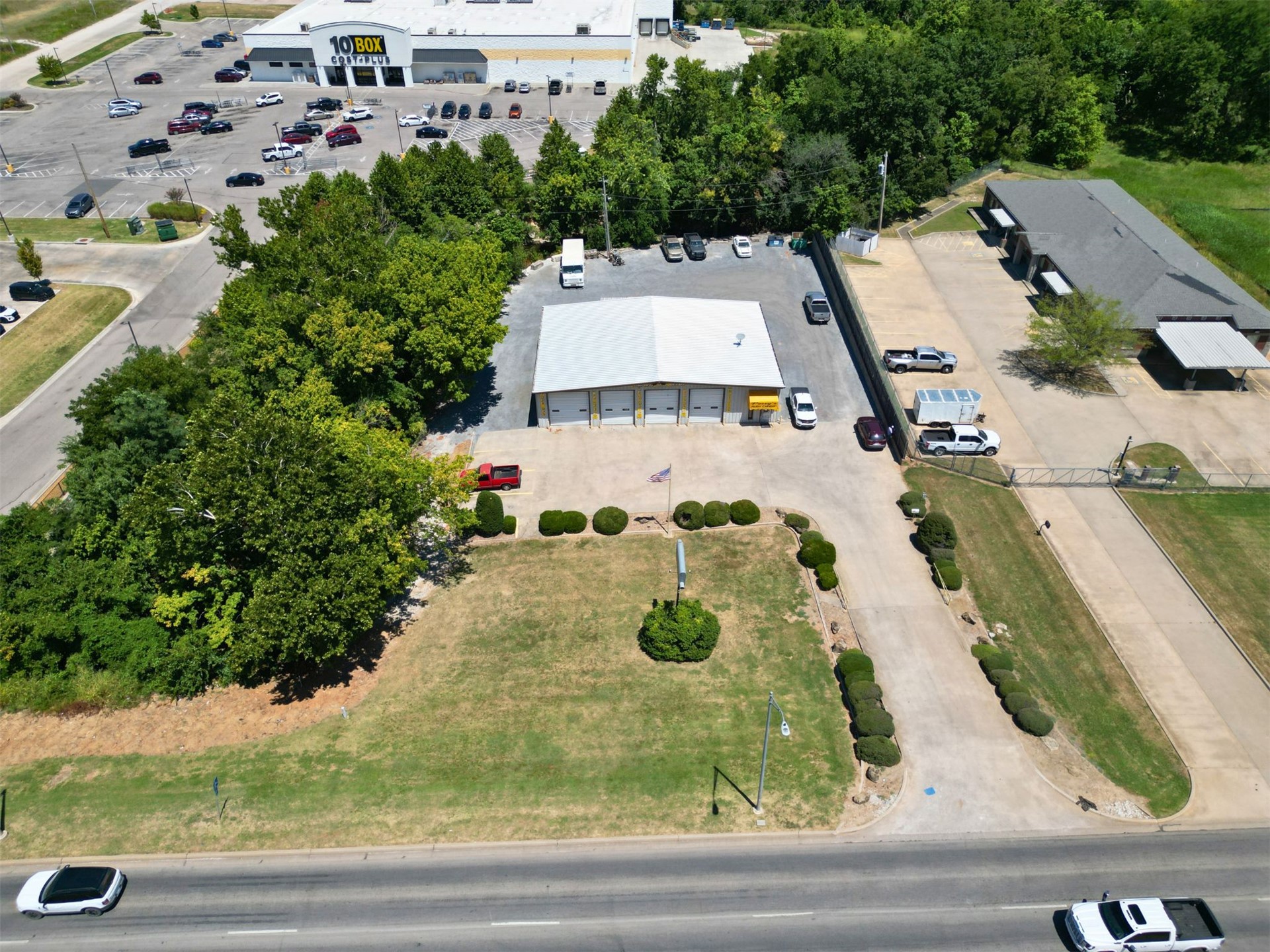 800 Lonnie Abbott Boulevard Property Photo 34