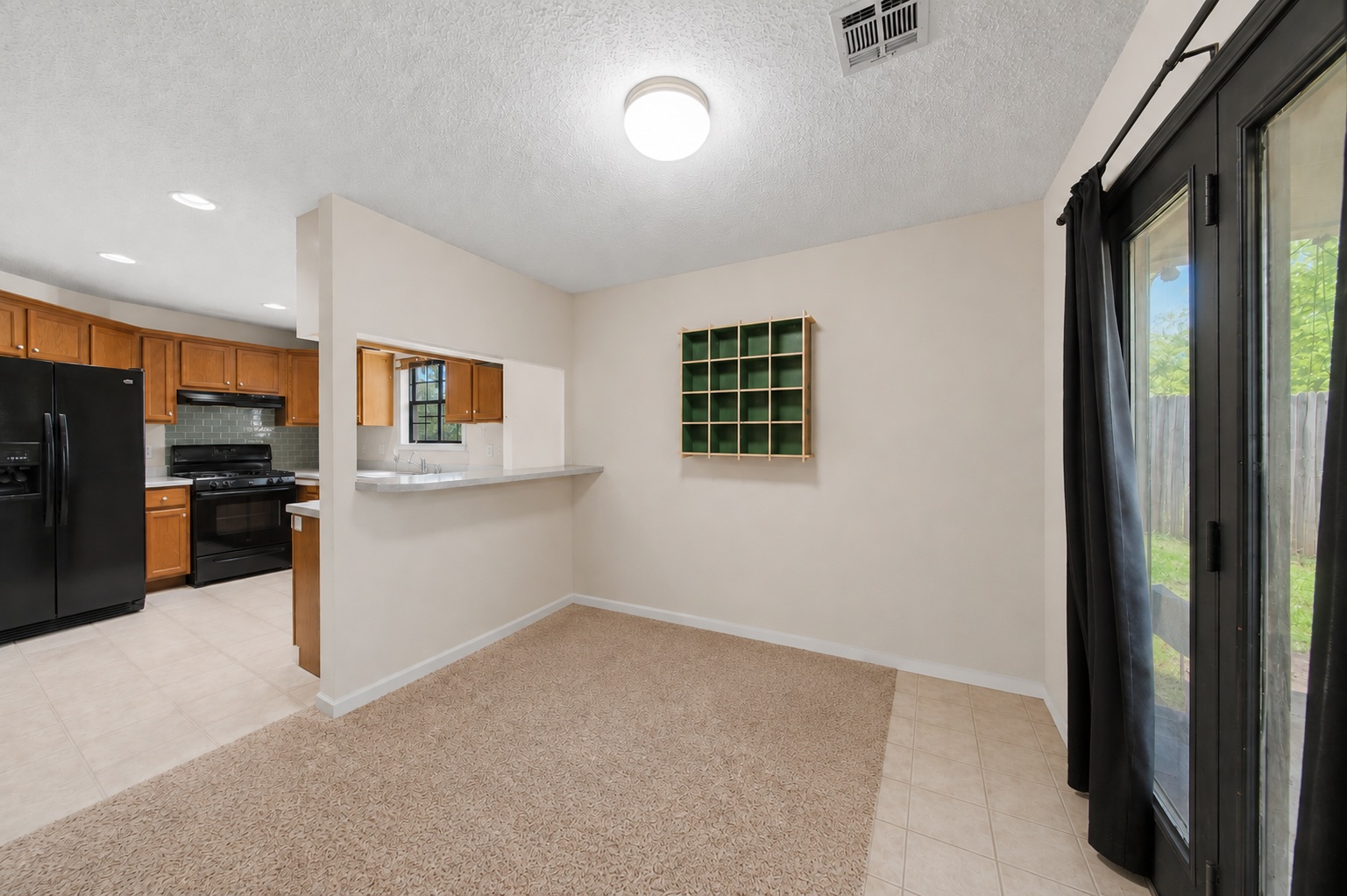 319 Mockingbird Property Photo 15