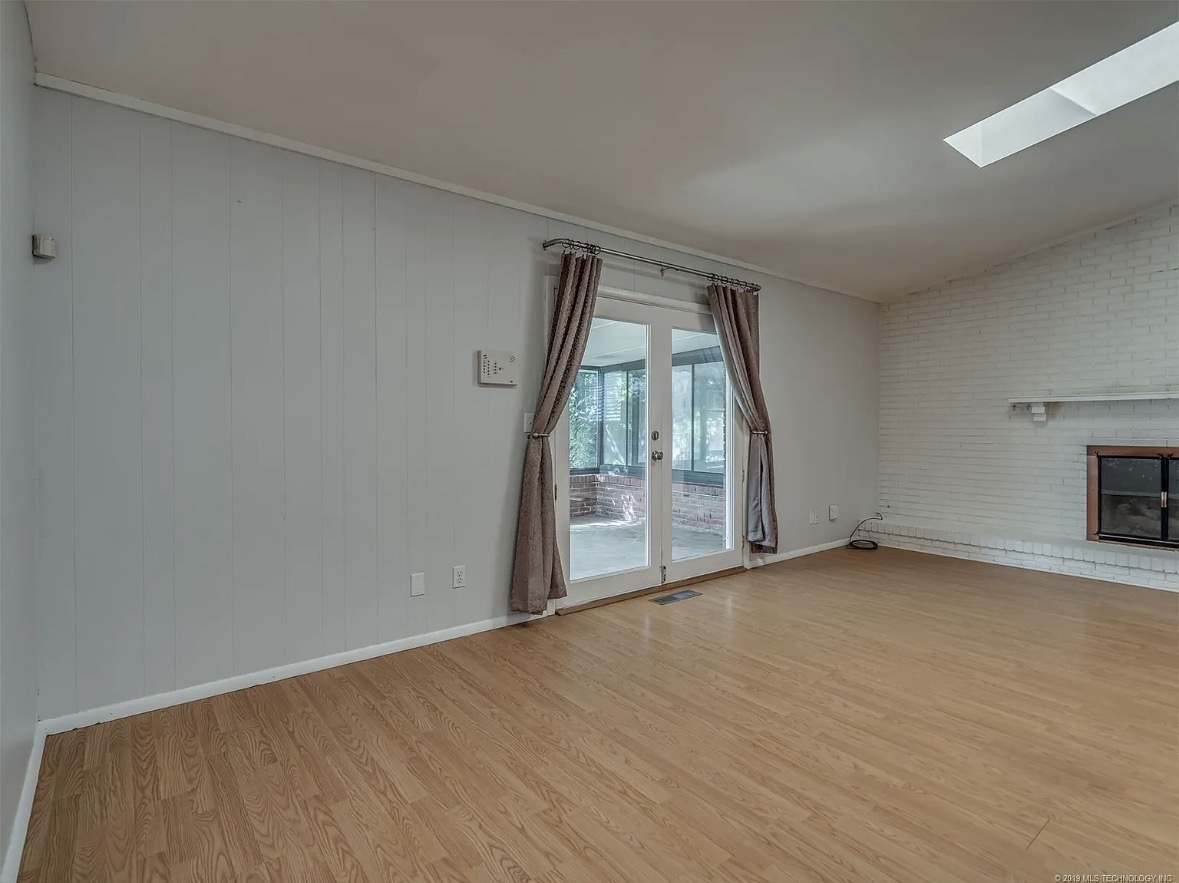 2629297 Property Photo 3