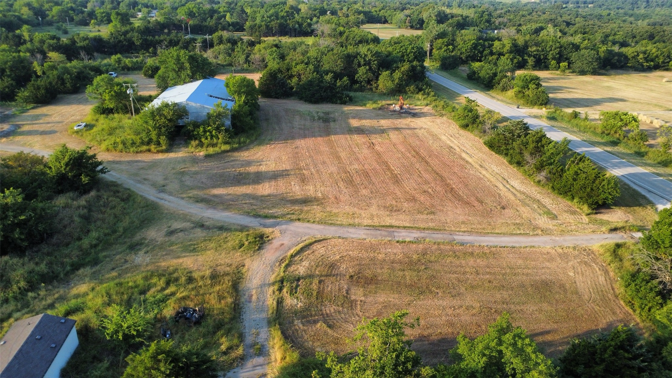 2 S Highway 99 Road Property Photo 1