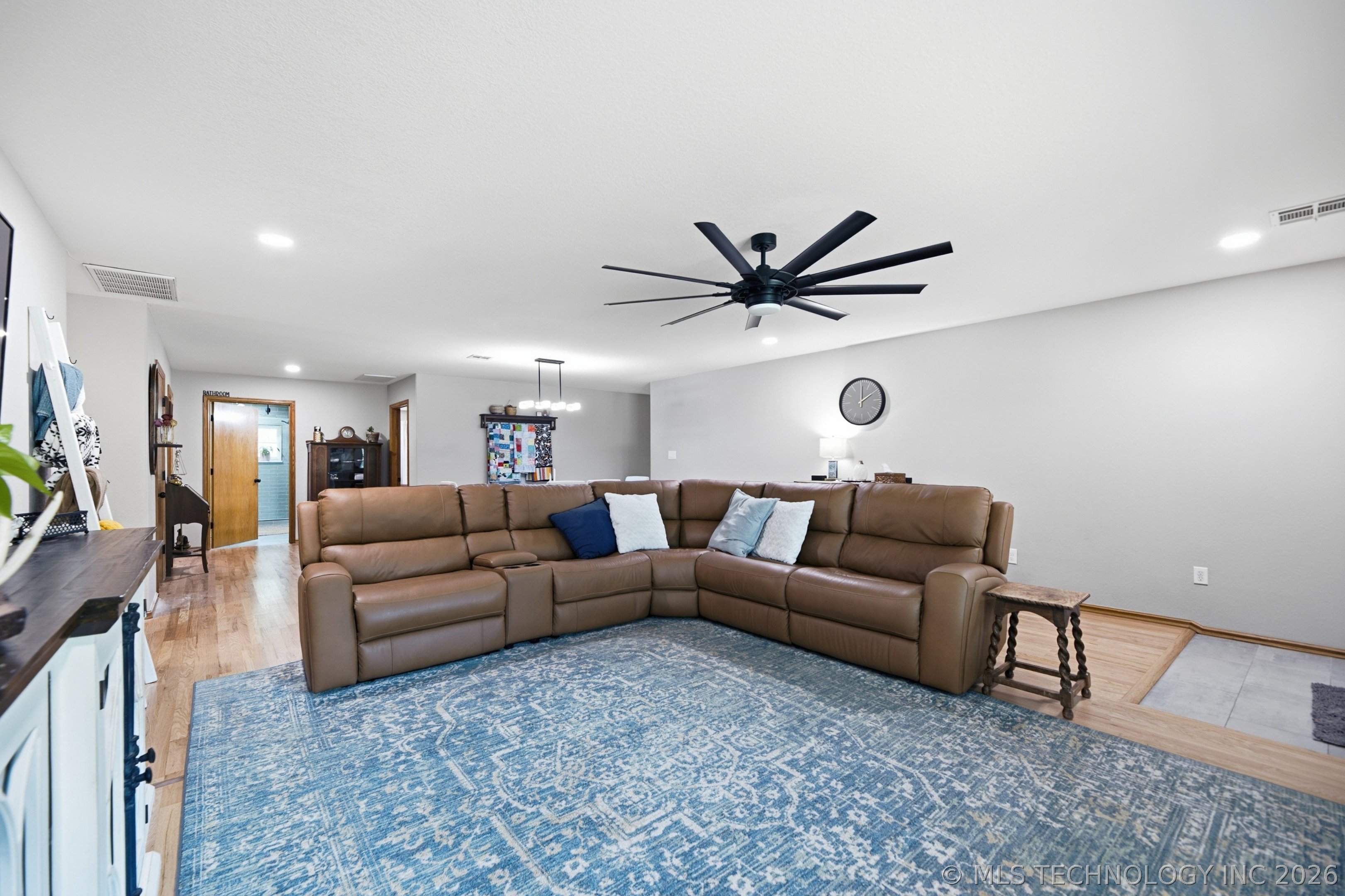 17156 S 4102 Road Property Photo 3