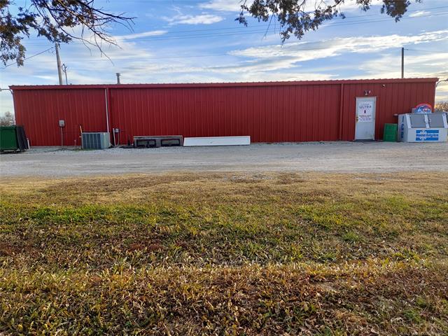 292 E 4th Avenue Property Photo 16