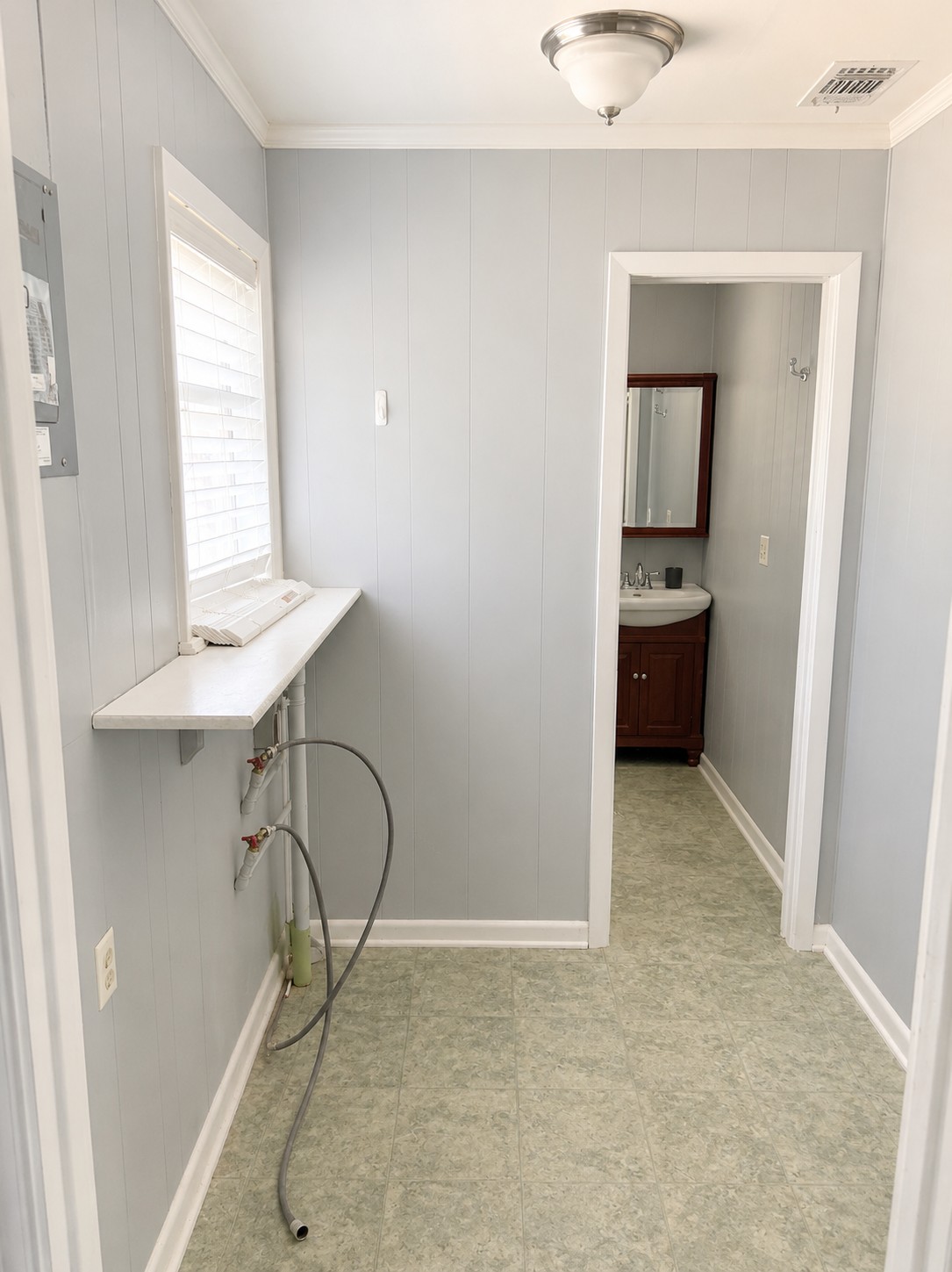 201 S Willis Street Property Photo 11