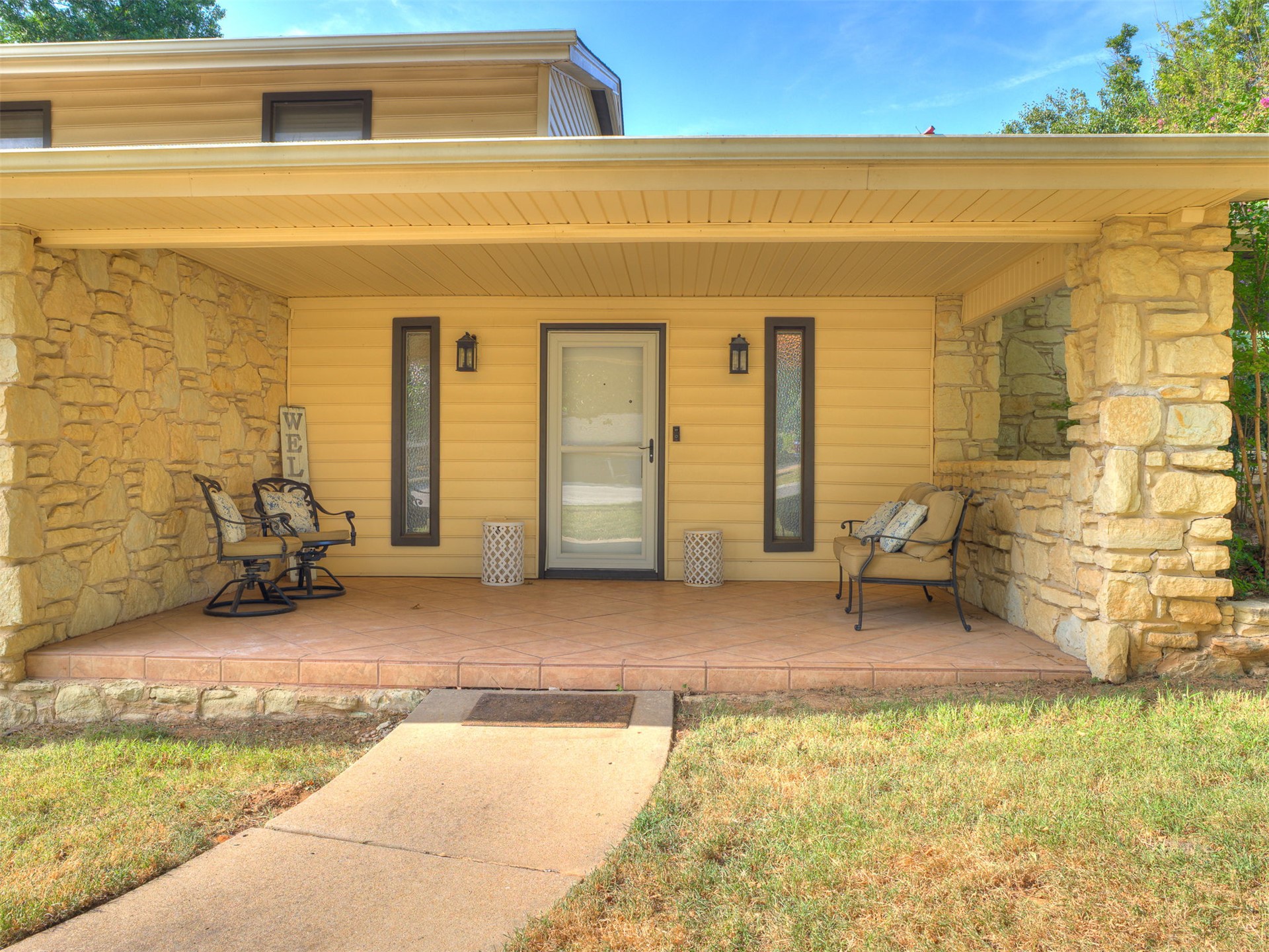 3213 W 69th Court Property Photo 4
