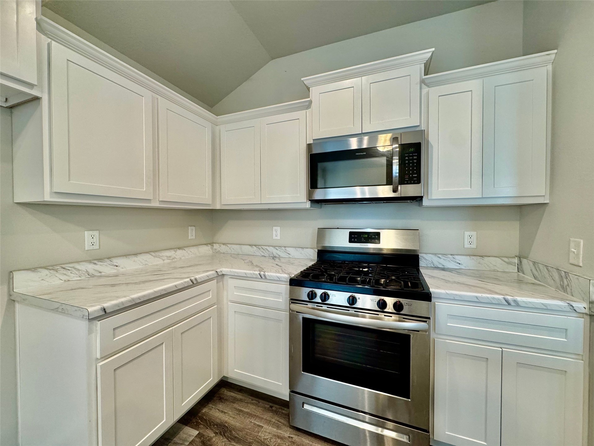 8721 E 161st Place S Property Photo 11