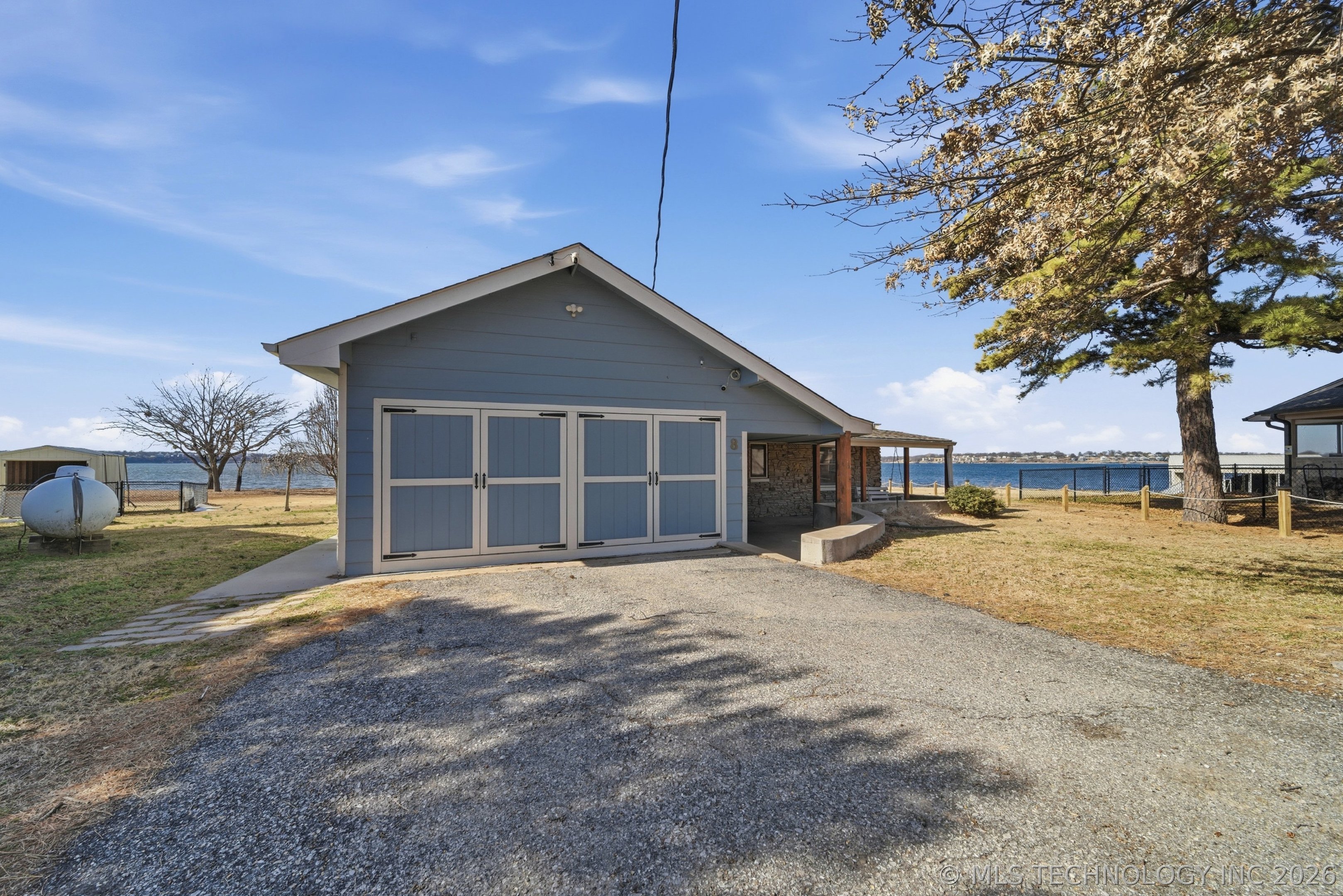 455 Water Edge Road Property Photo 6