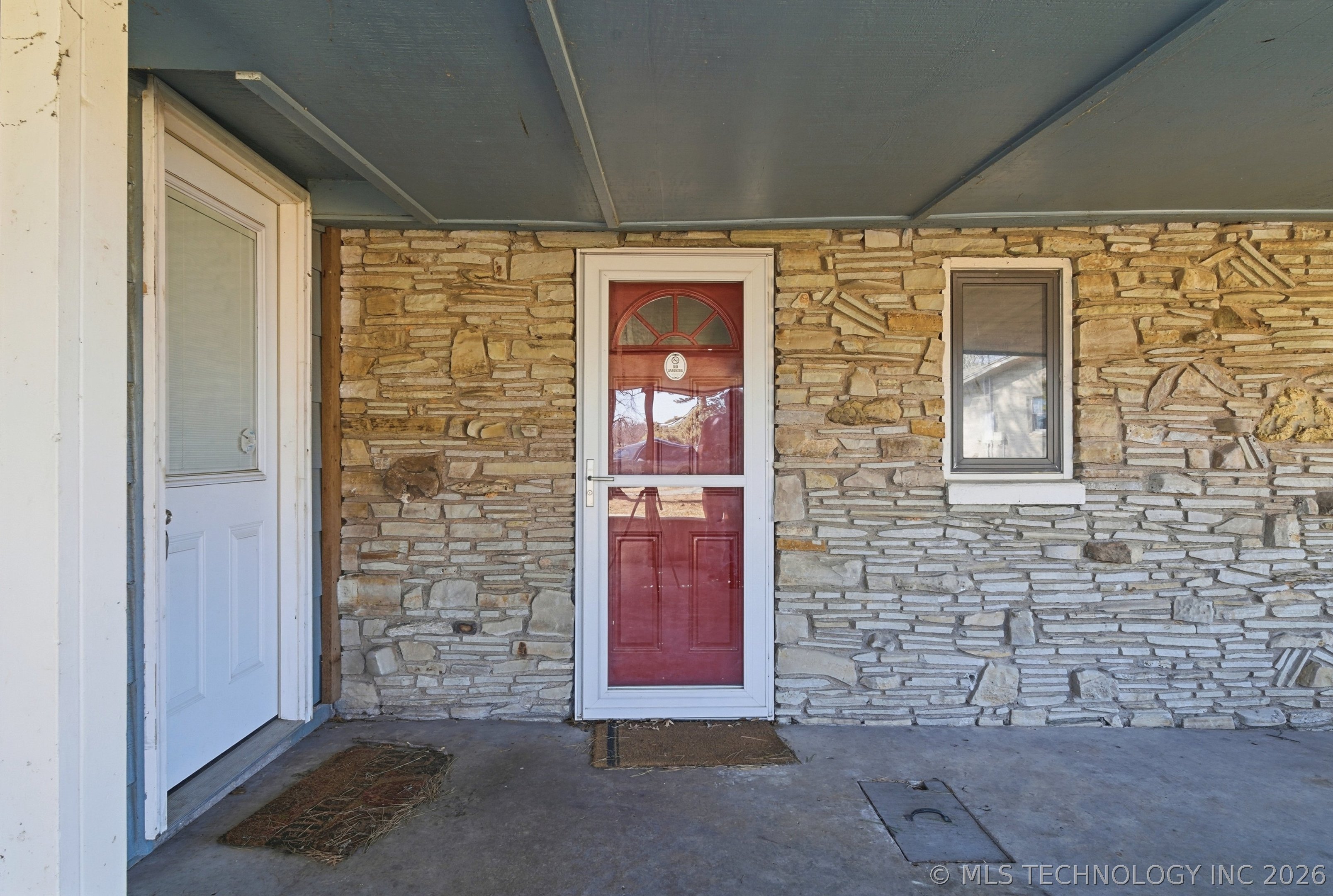 455 Water Edge Road Property Photo 8