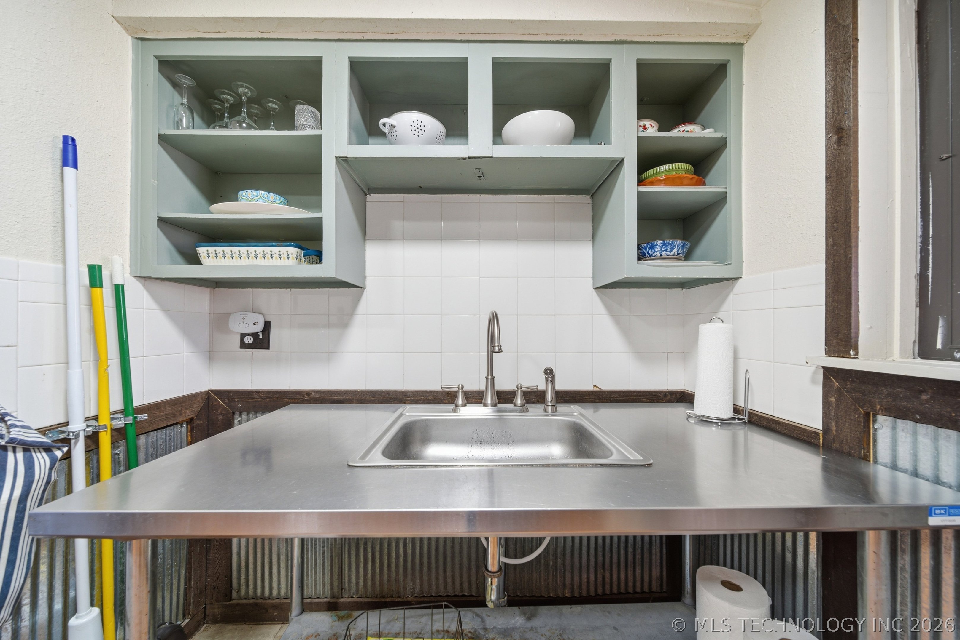 455 Water Edge Road Property Photo 11