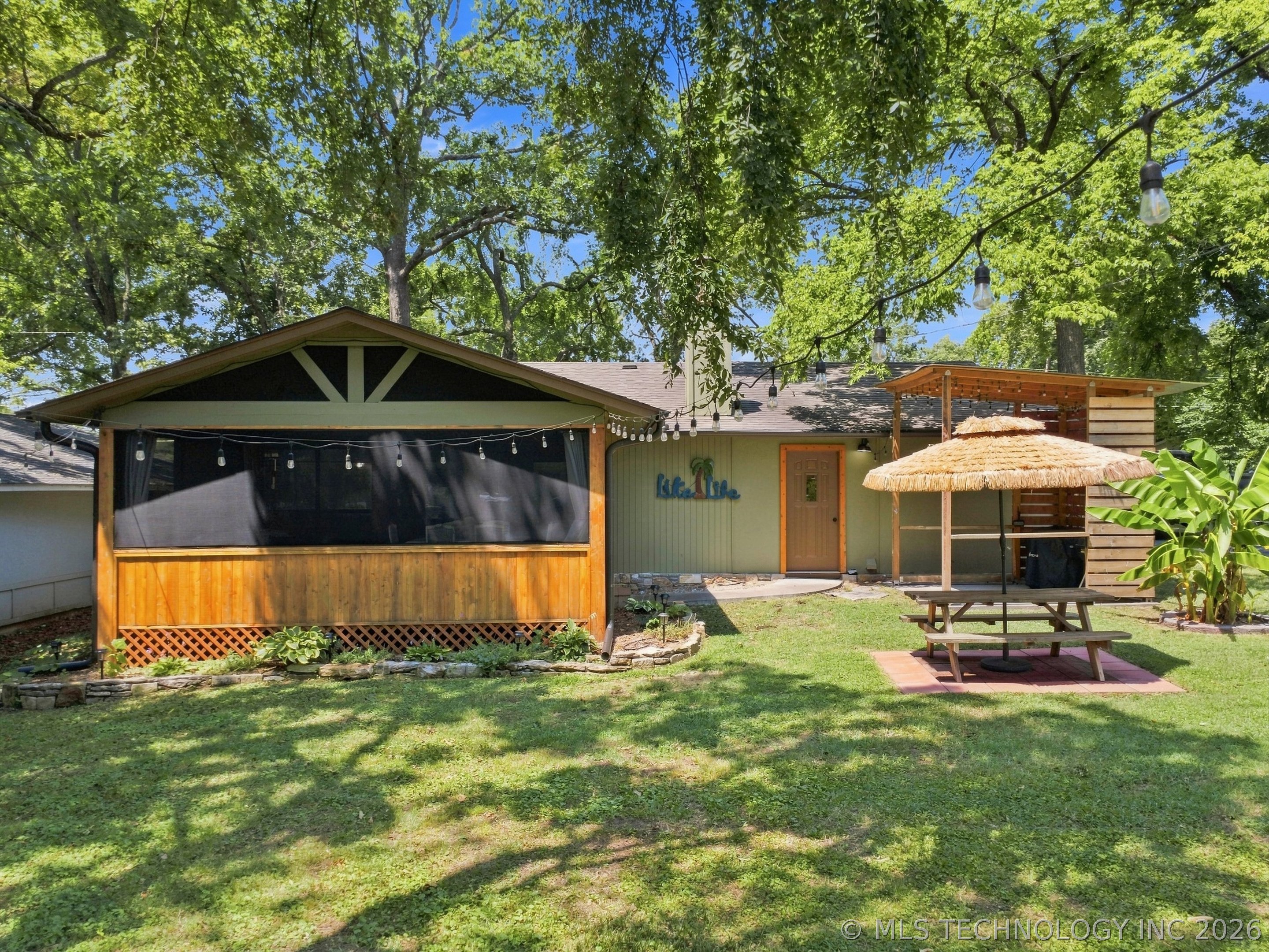 35700 Grand Point Property Photo 1