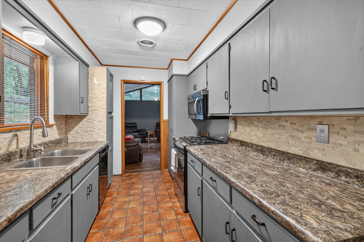 1312 Brookside Parkway Property Photo 11