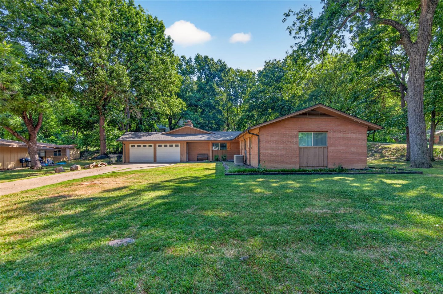 1312 Brookside Parkway Property Photo 33