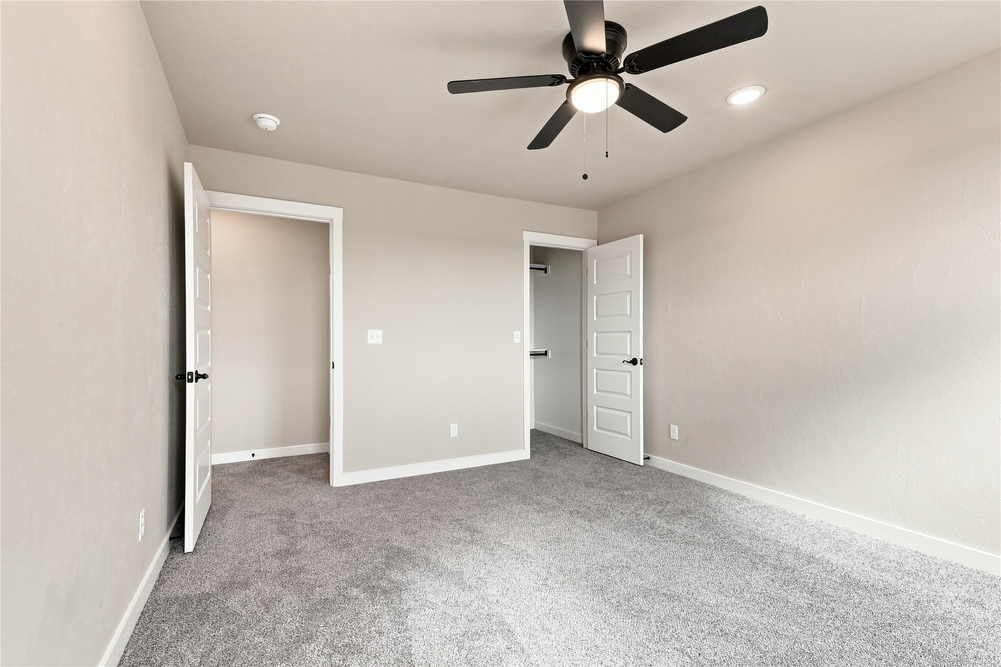 1912 Topaz Road Property Photo 27